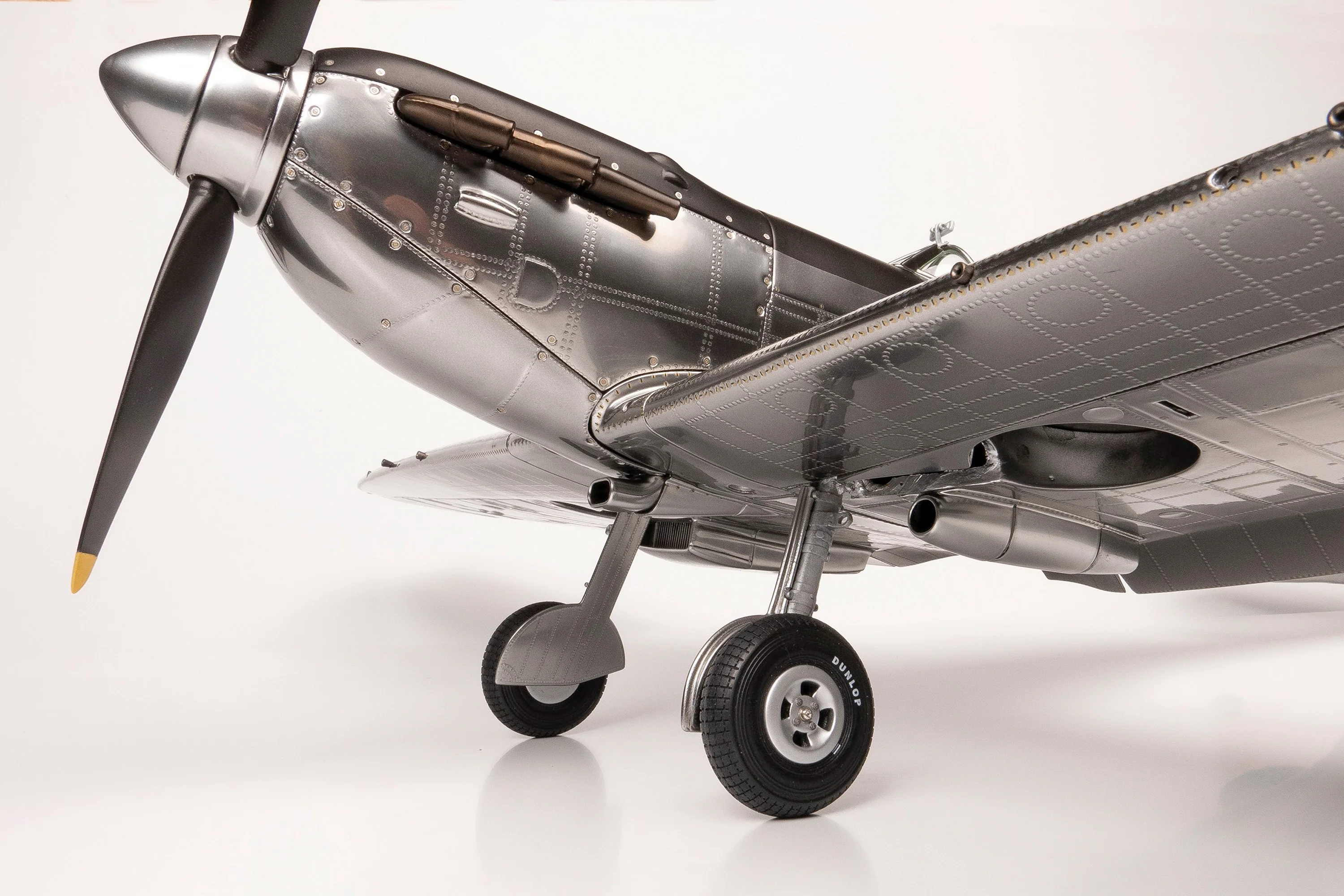1940 Mk 1a Spitfire - Bare Aluminium Finish - Image 15
