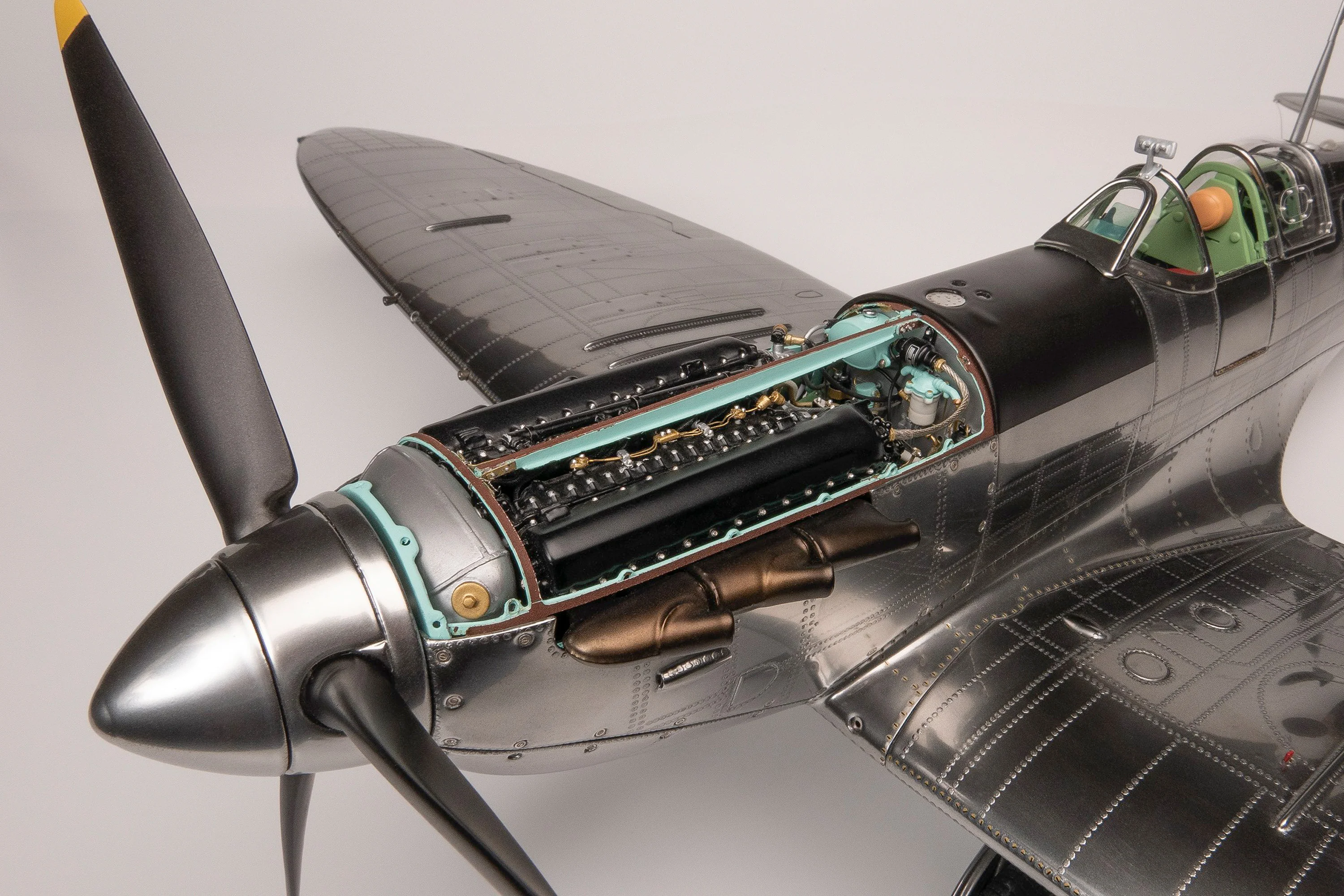1940 Mk 1a Spitfire - Bare Aluminium Finish - Image 17