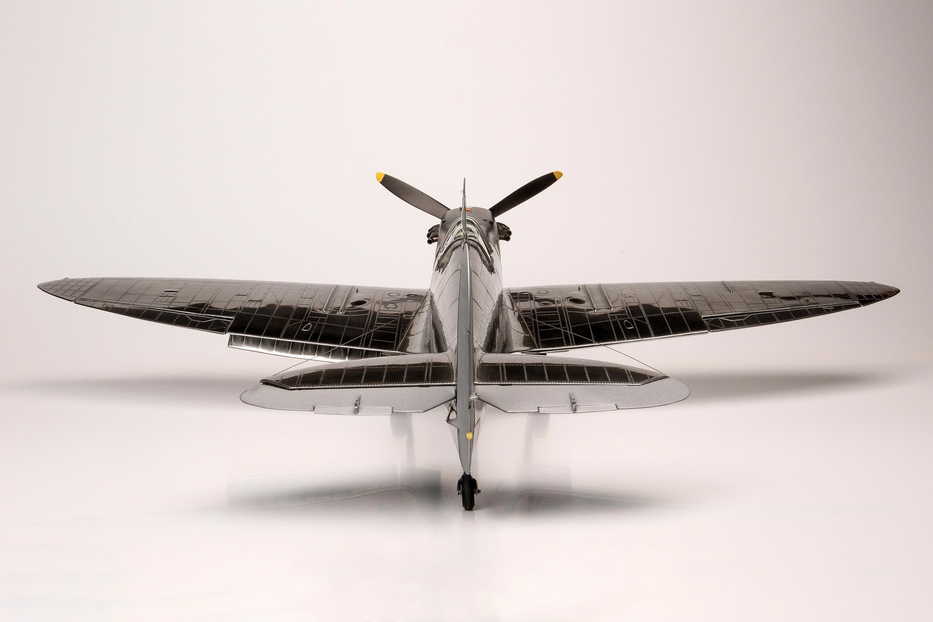 1940 Mk 1a Spitfire - Bare Aluminium Finish - Image 18