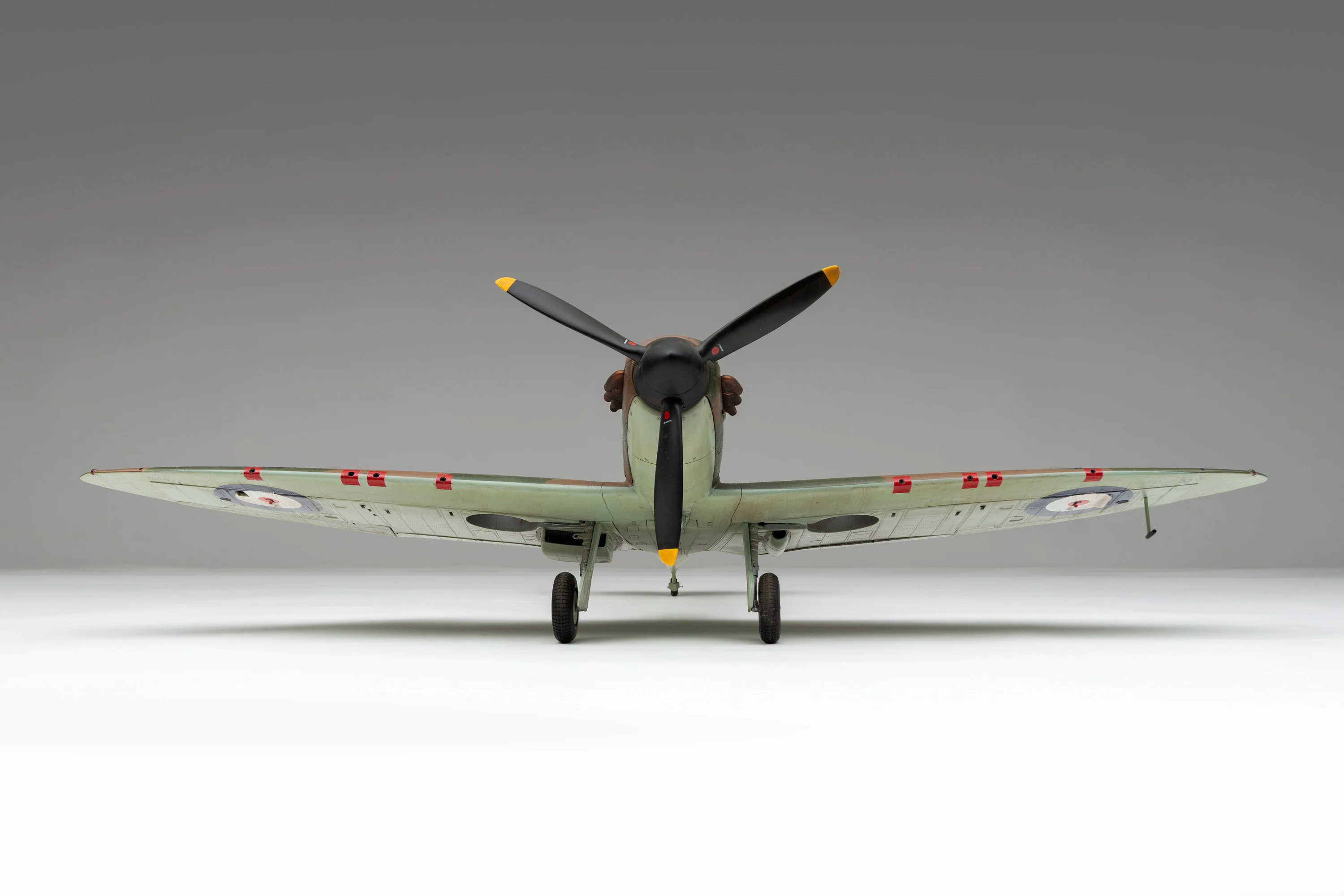 1940 Mk 1a Spitfire - 'QJ-K' Liveried - Image 15