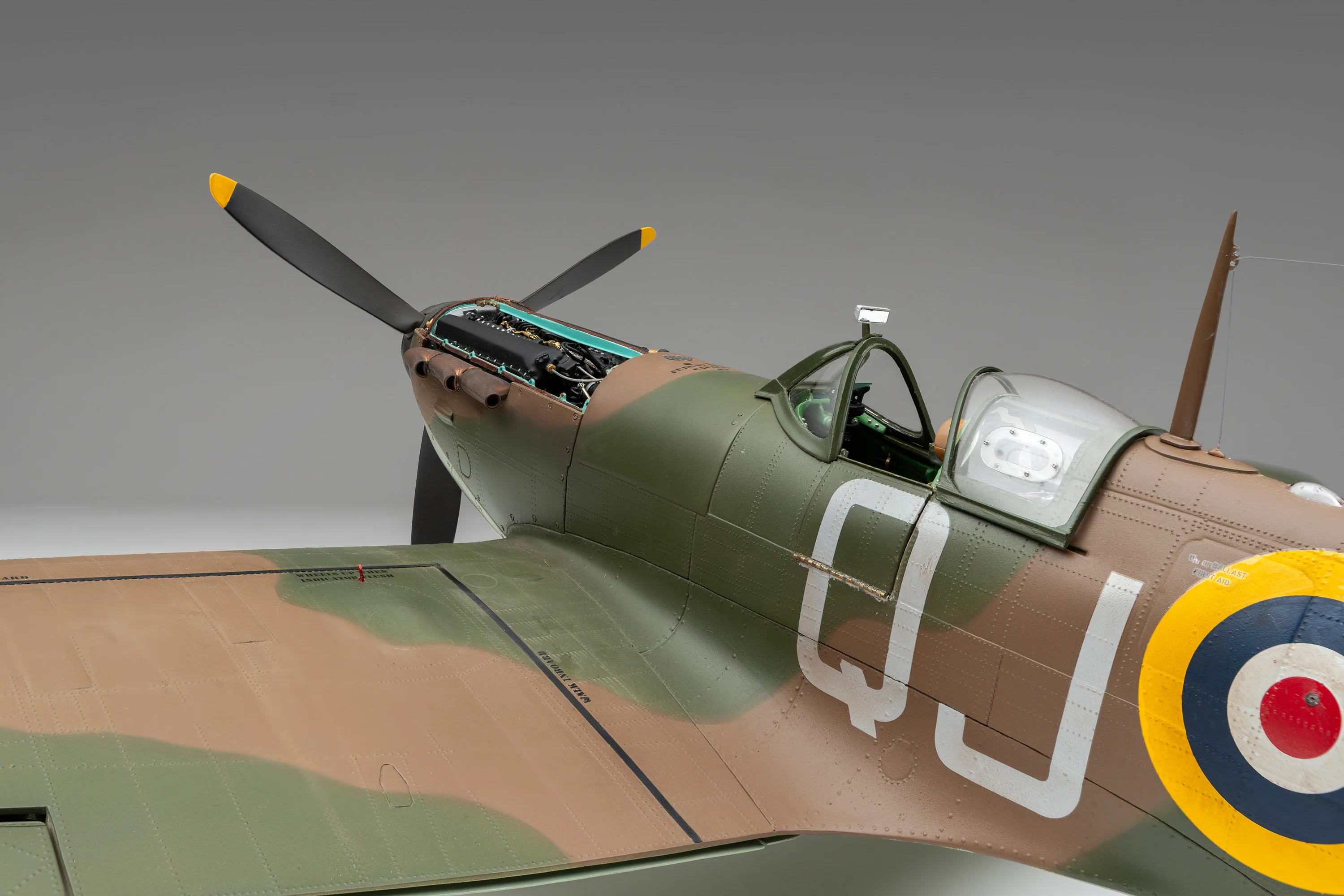 1940 Mk 1a Spitfire - 'QJ-K' Liveried - Image 23
