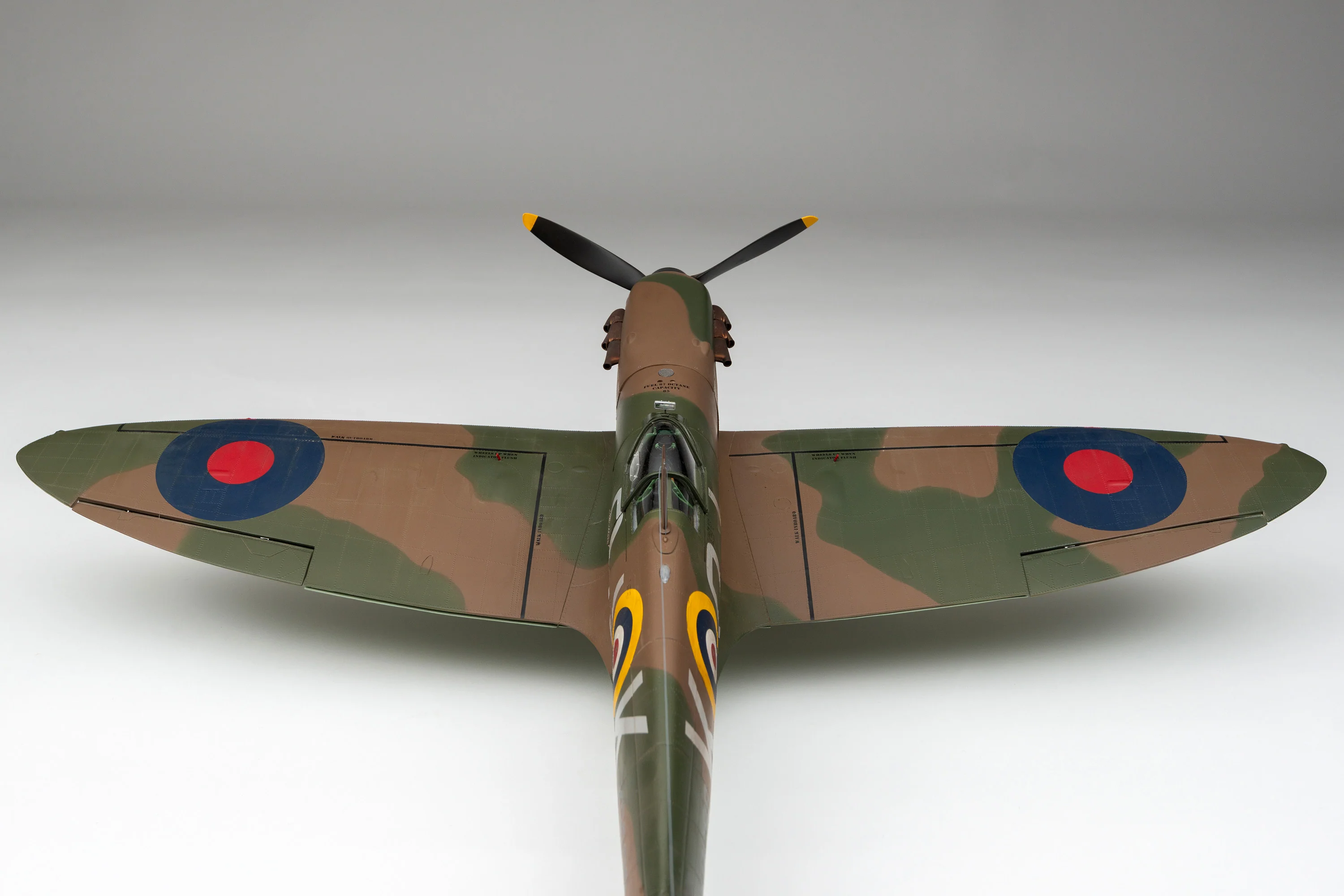 1940 Mk 1a Spitfire - 'QJ-K' Liveried - Image 26
