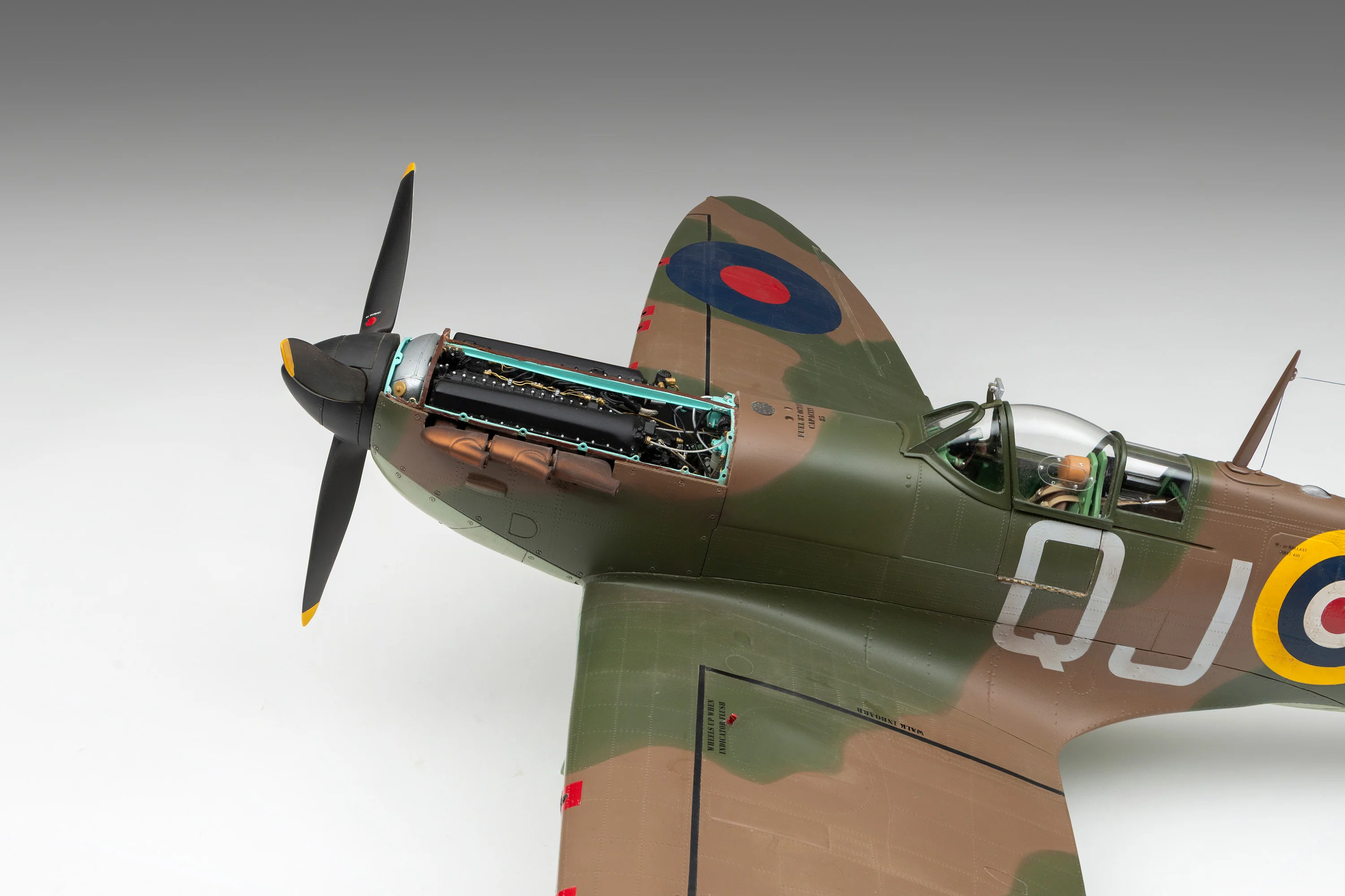 1940 Mk 1a Spitfire - 'QJ-K' Liveried - Image 6