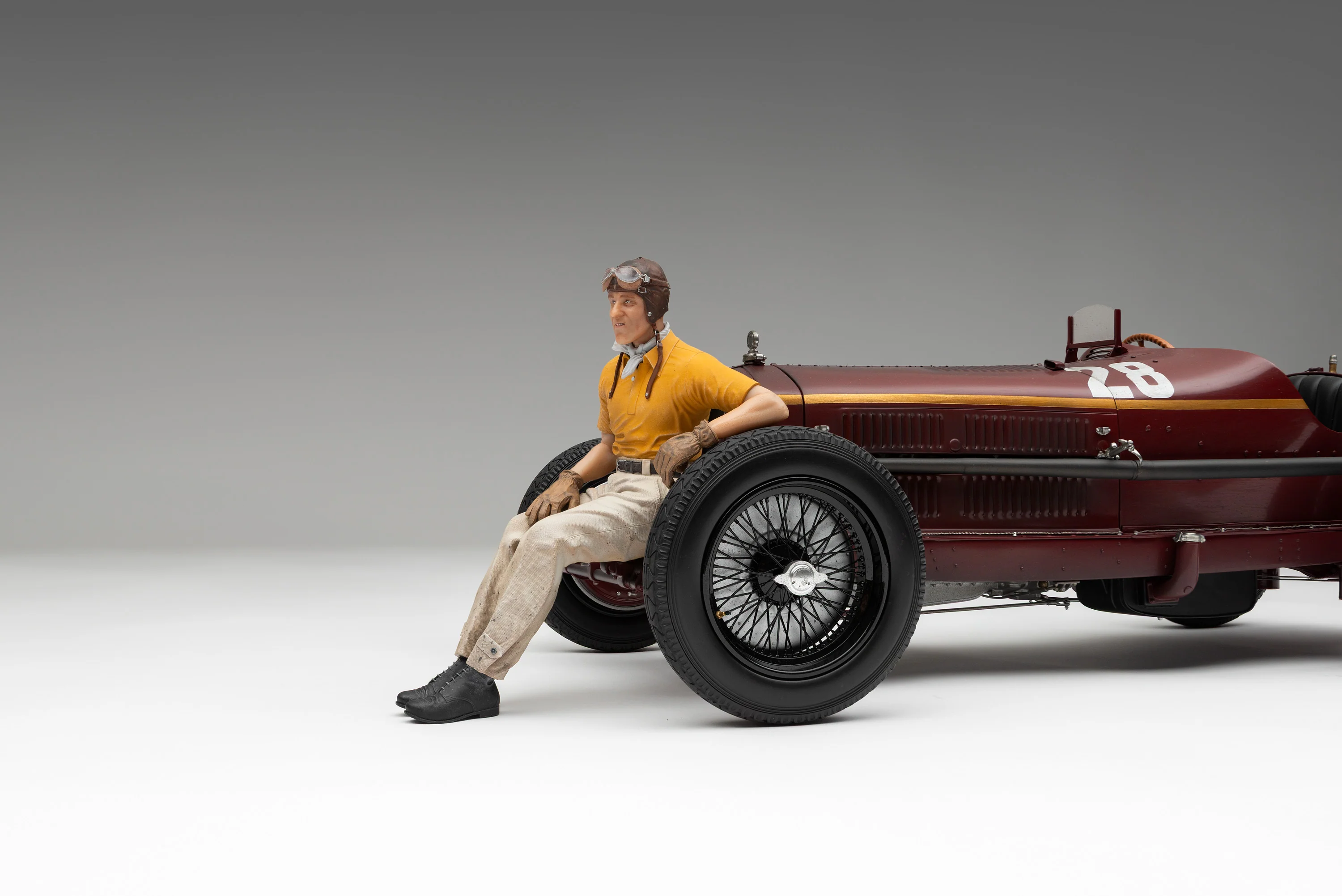 Alfa Romeo 8C 2300 "Monza" - 1932 Monaco Grand Prix Winner - Tazio Nuvolari Figure Edition - Image 6