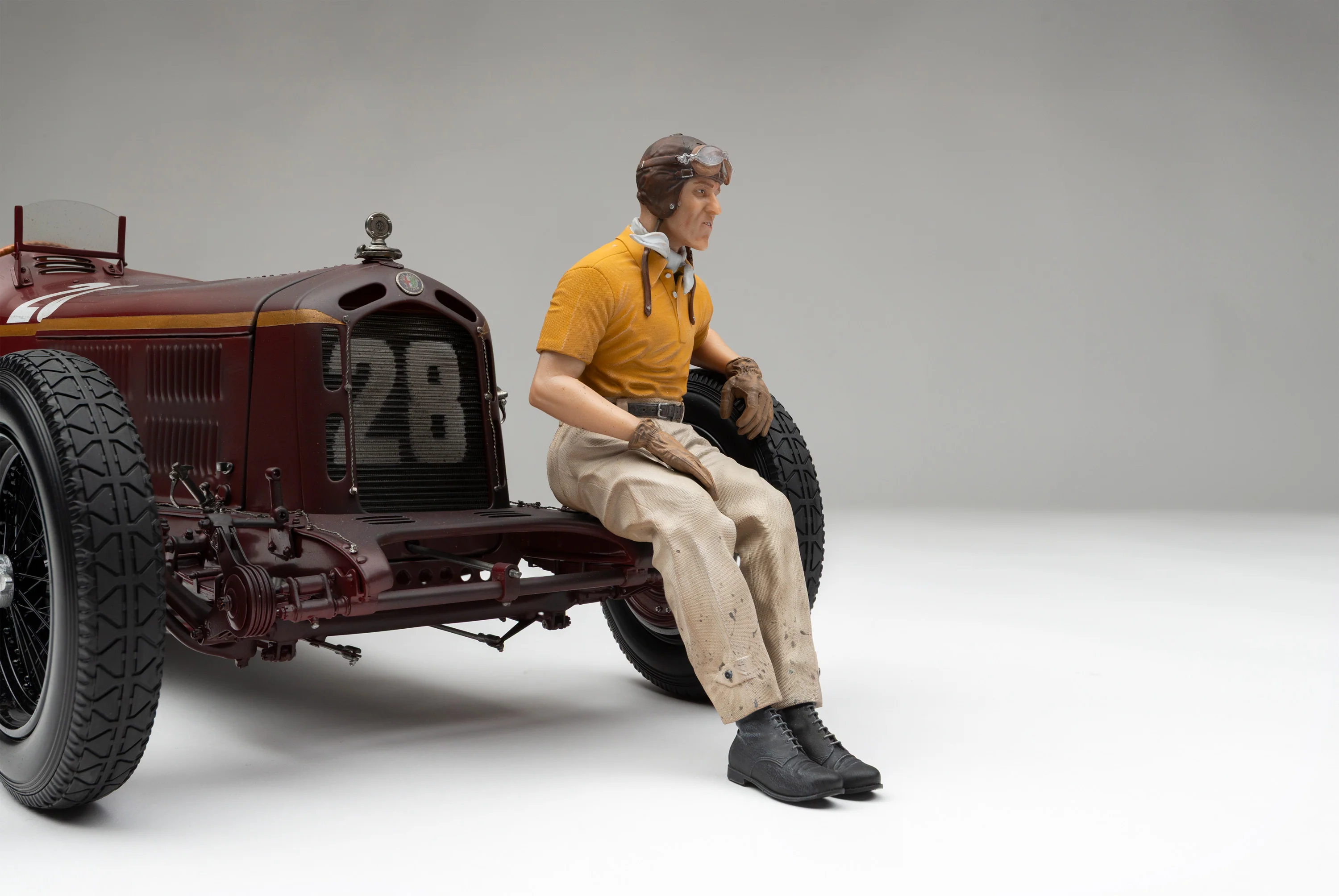 Alfa Romeo 8C 2300 "Monza" - 1932 Monaco Grand Prix Winner - Tazio Nuvolari Figure Edition - Image 7