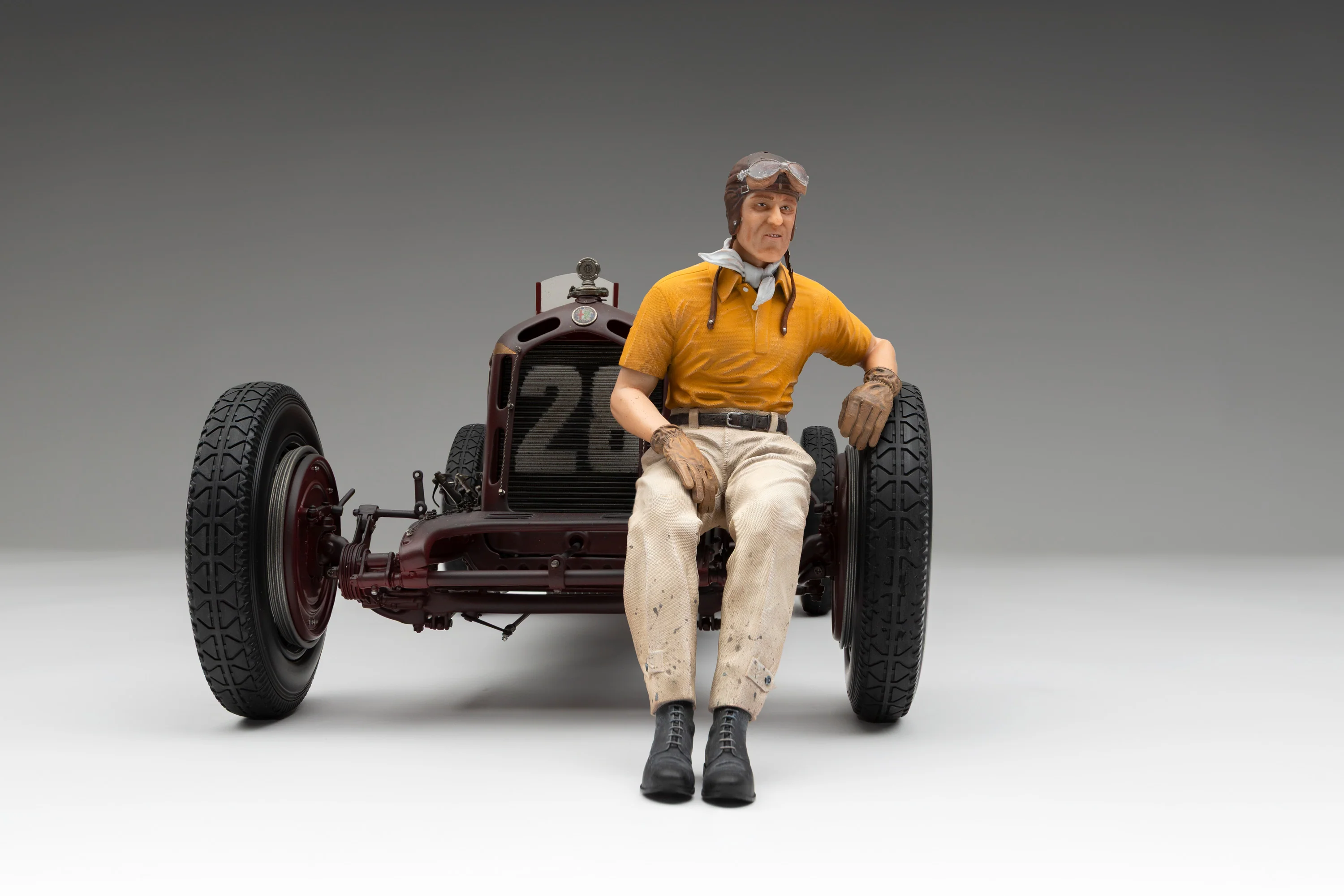 Alfa Romeo 8C 2300 "Monza" - 1932 Monaco Grand Prix Winner - Tazio Nuvolari Figure Edition - Image 9