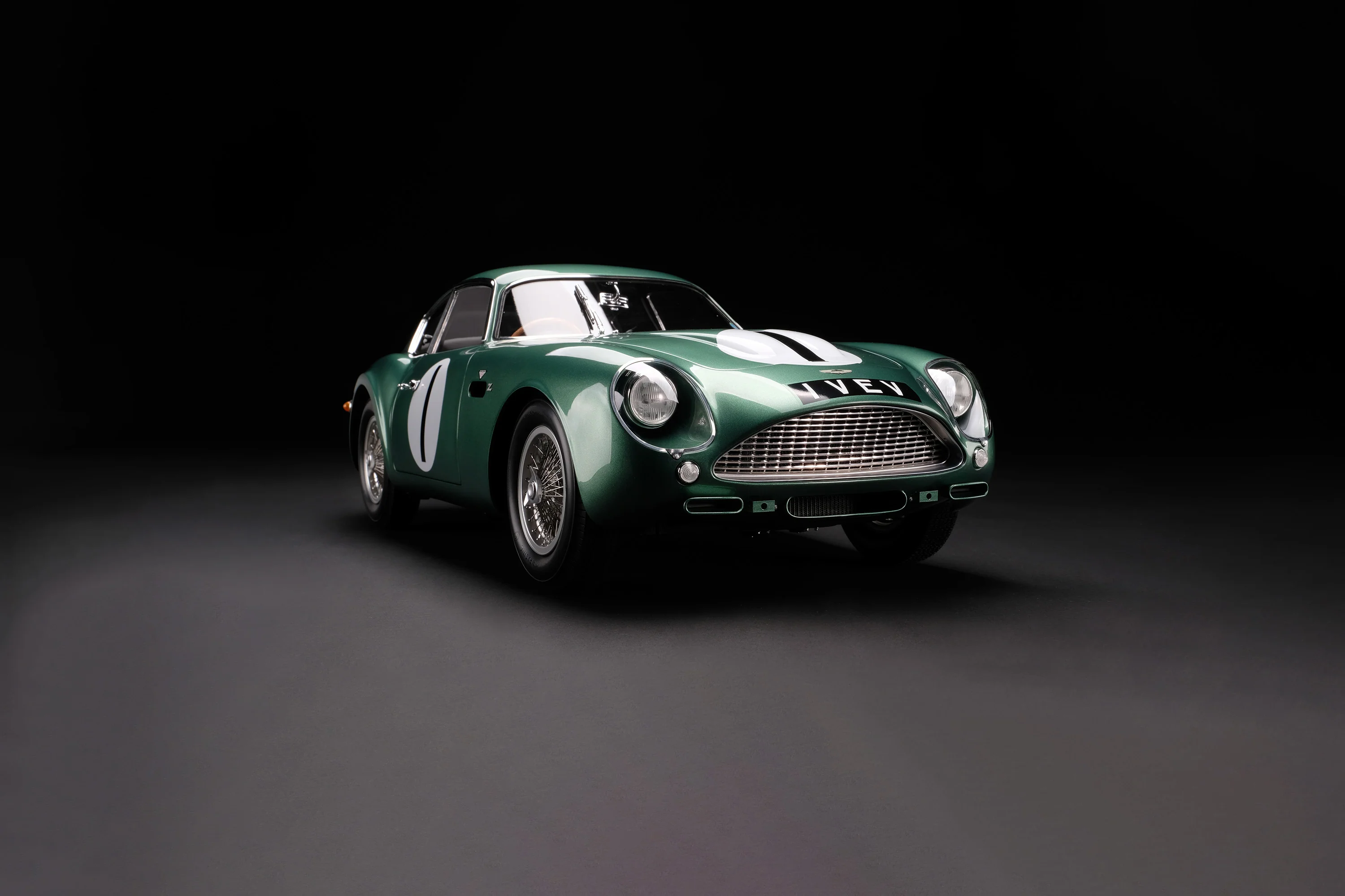 Aston Martin DB4 GT Zagato - 1961 Goodwood TT - Salvadori - Image 2