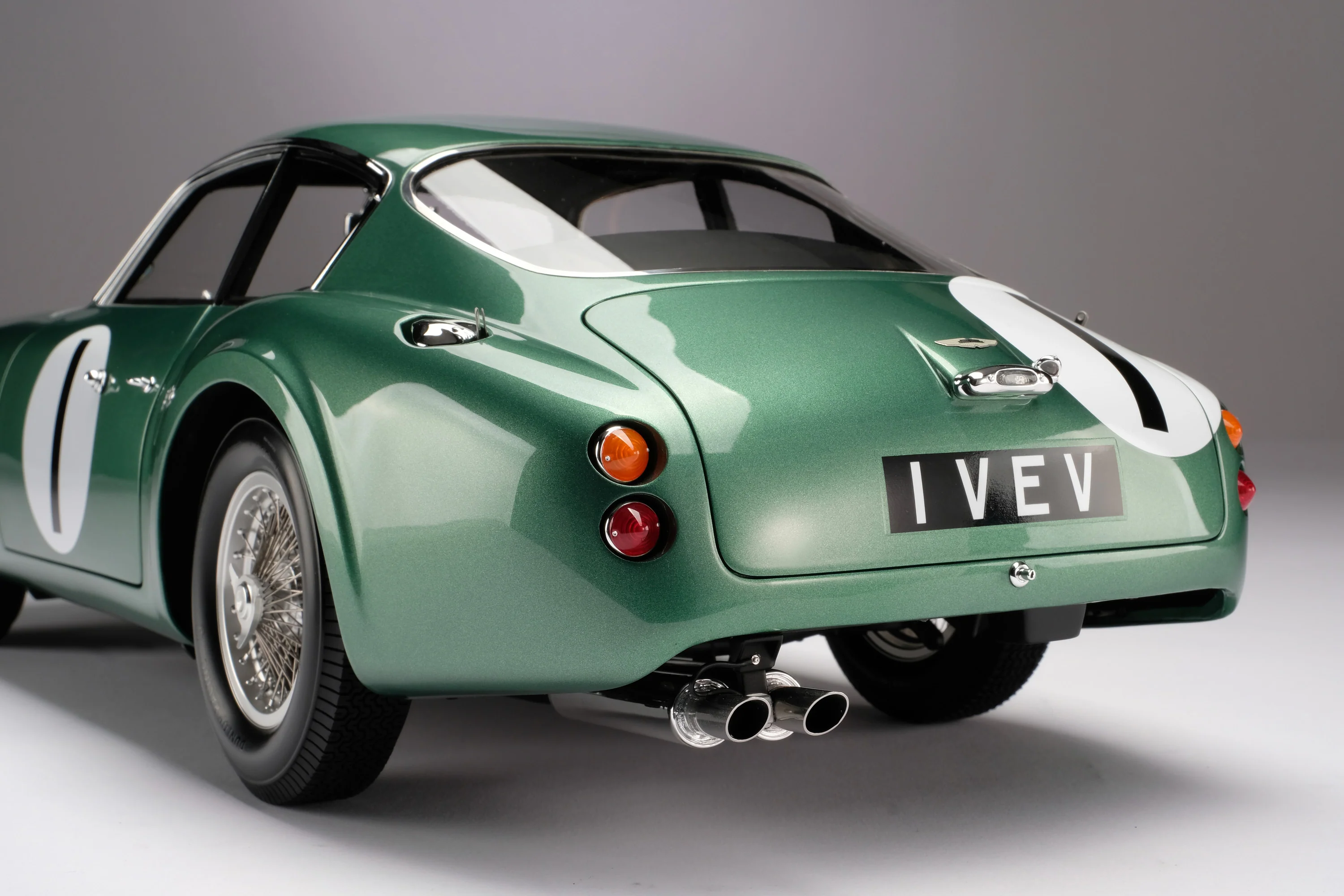 Aston Martin DB4 GT Zagato - 1961 Goodwood TT - Salvadori - Image 26