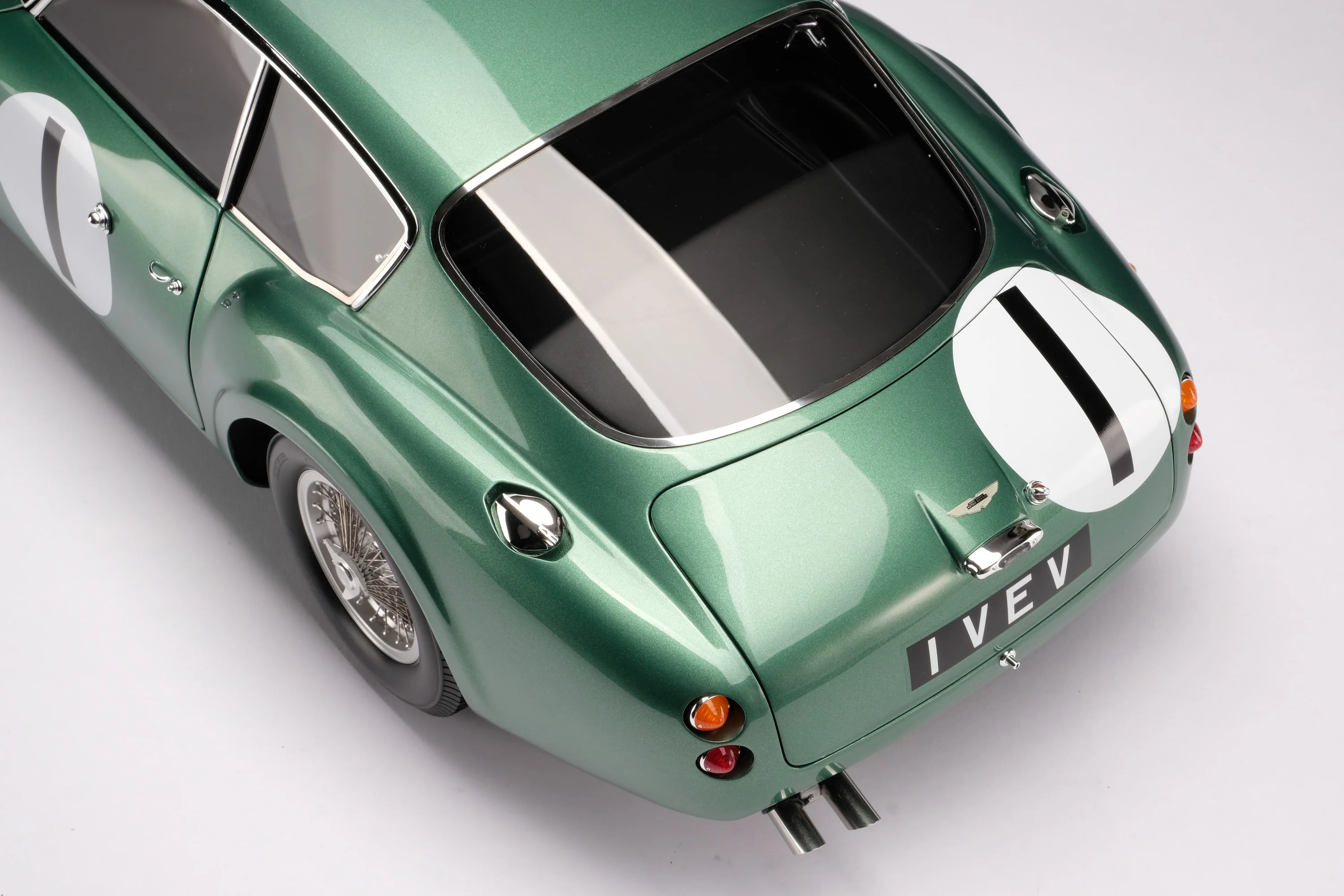 Aston Martin DB4 GT Zagato - 1961 Goodwood TT - Salvadori - Image 27