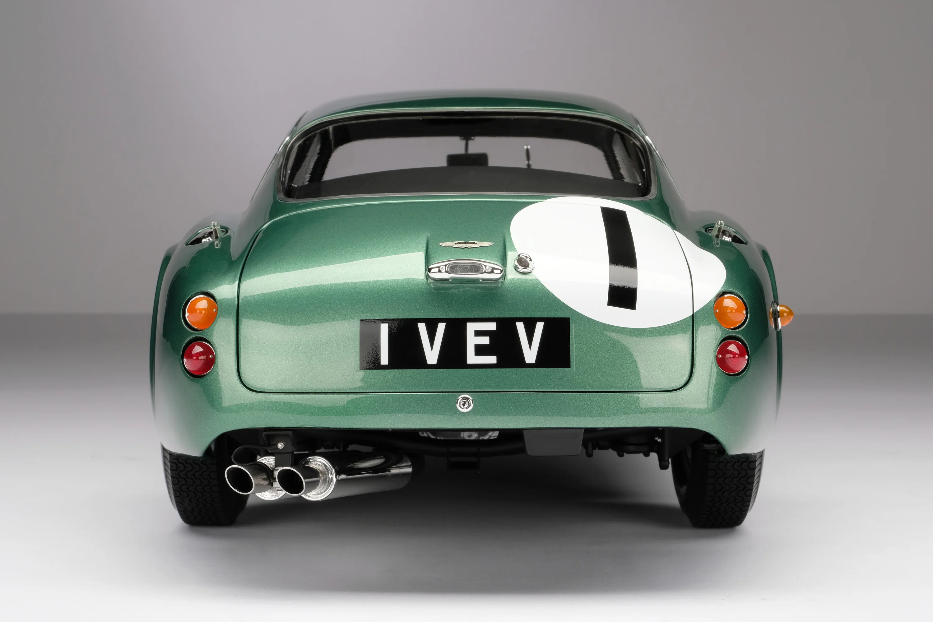Aston Martin DB4 GT Zagato - 1961 Goodwood TT - Salvadori - Image 9