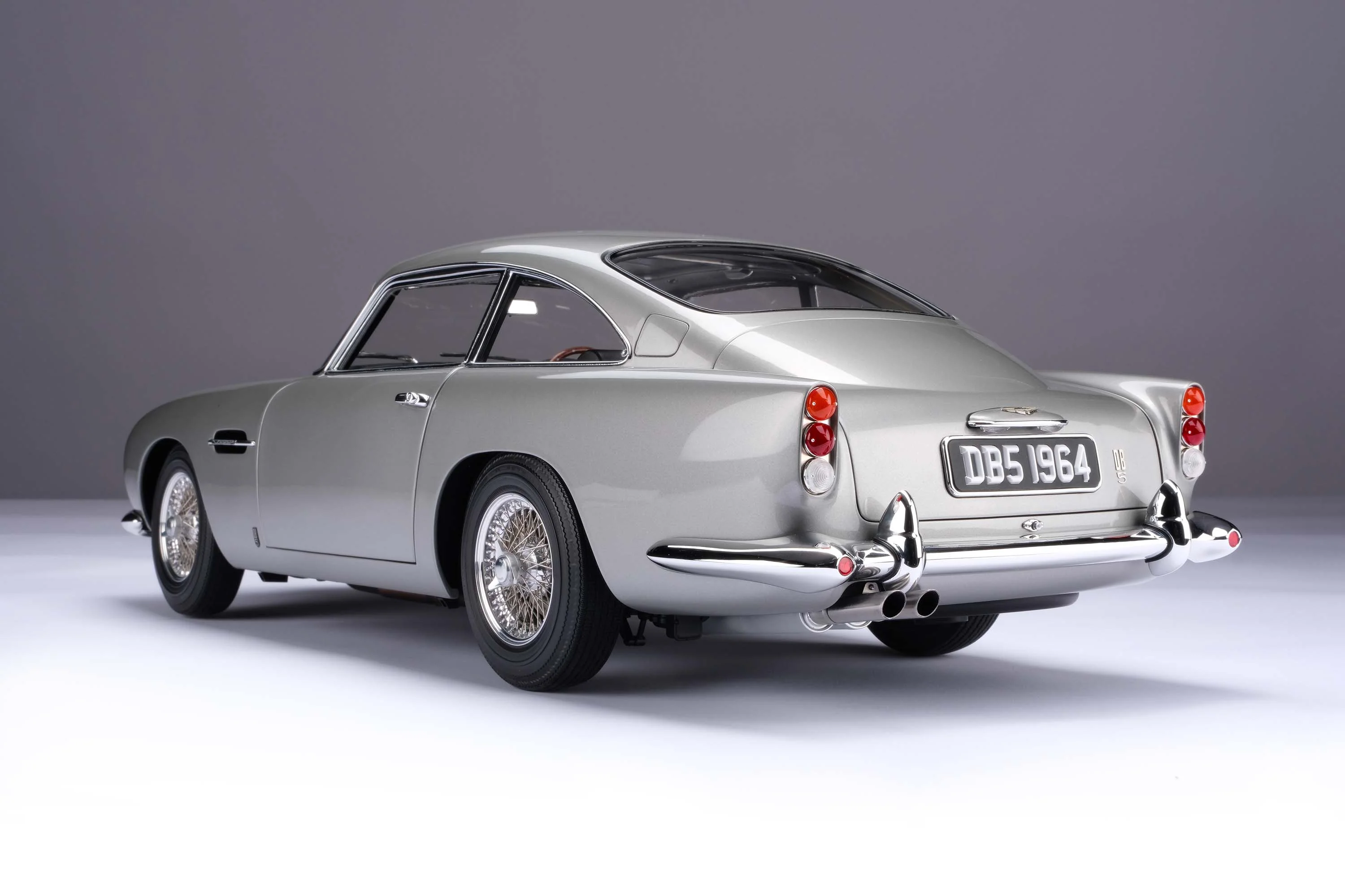 Aston Martin DB5 Vantage (1964) - Image 10