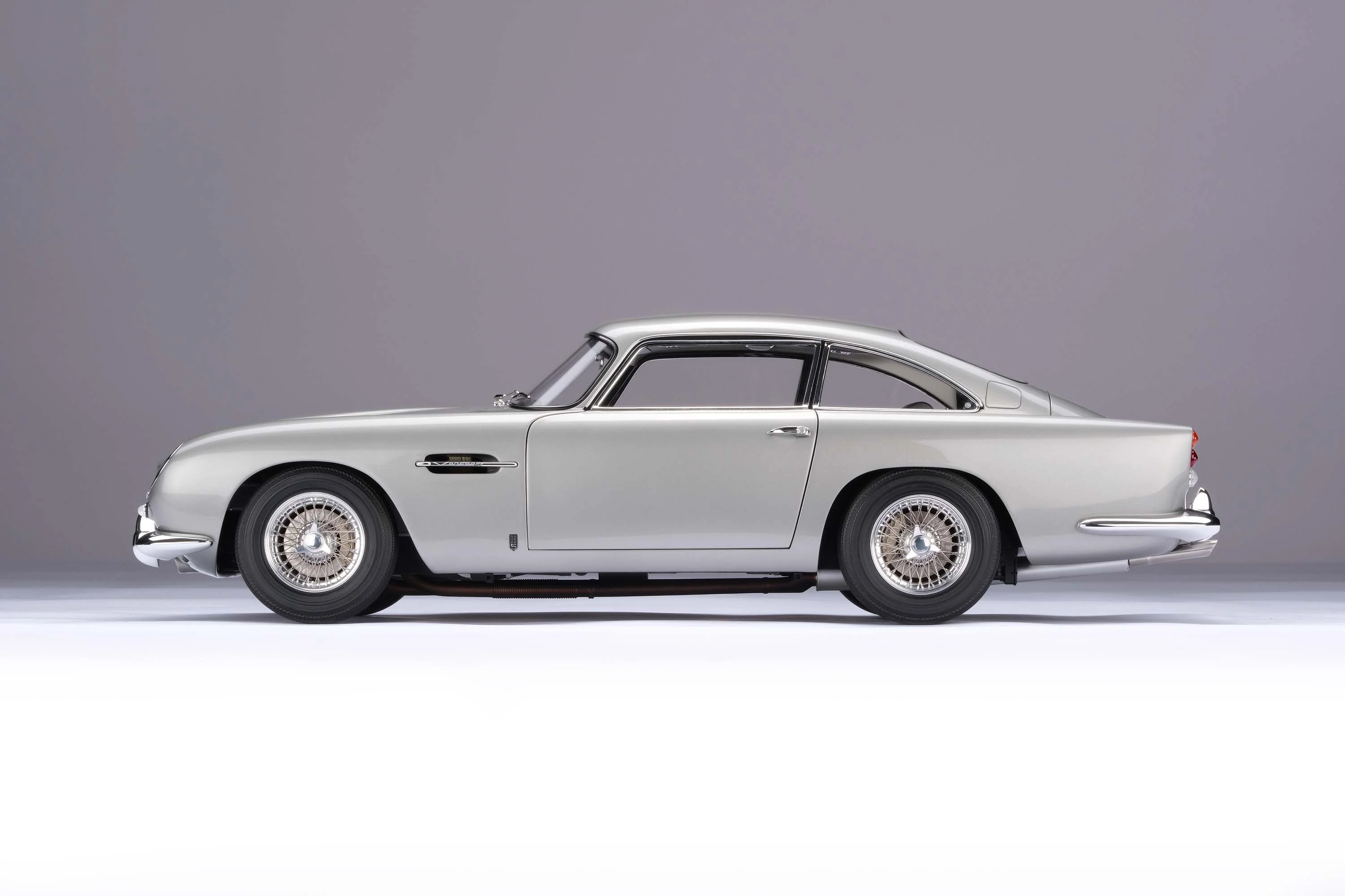 Aston Martin DB5 Vantage (1964) - Image 11