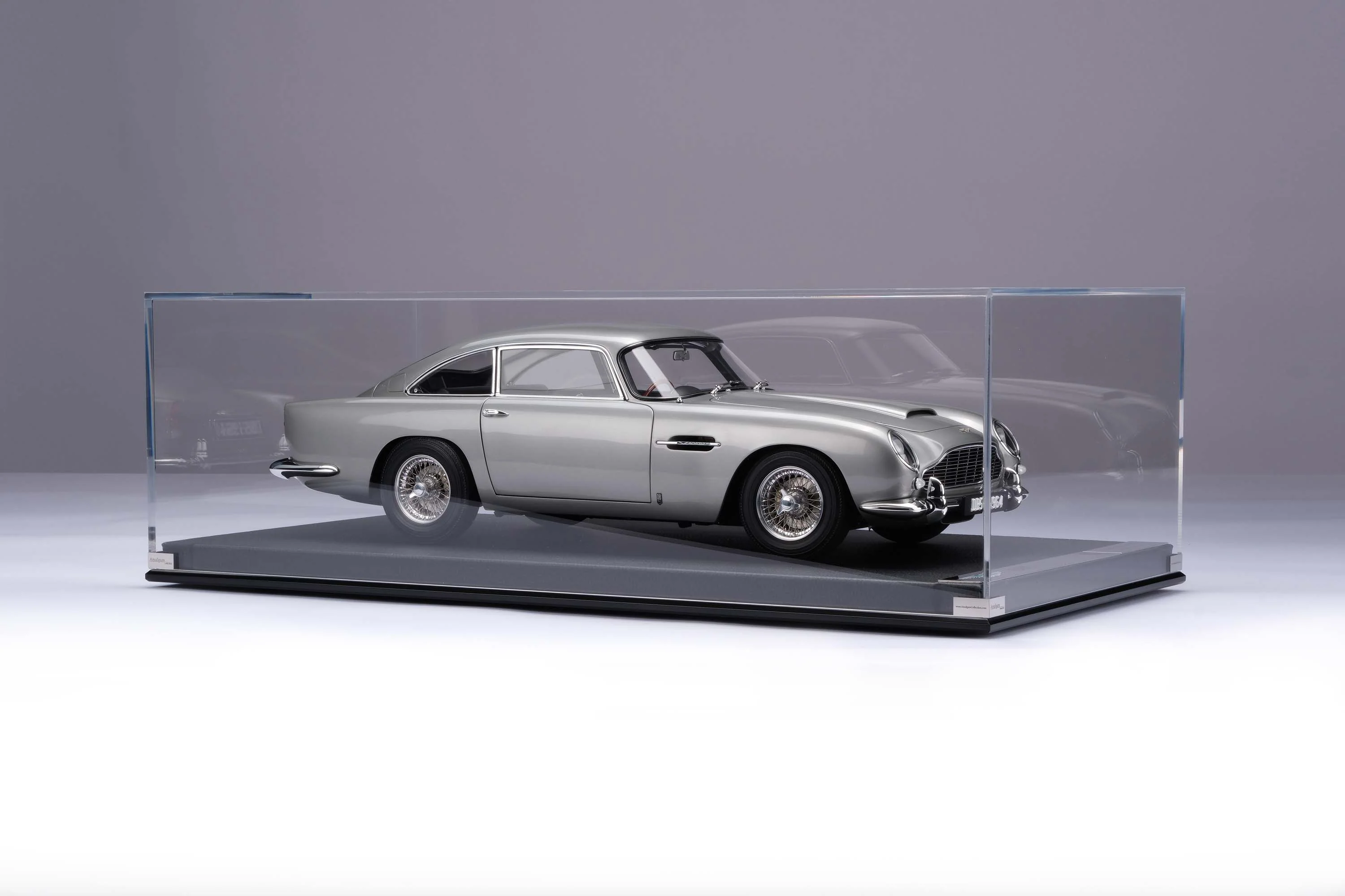 Aston Martin DB5 Vantage (1964) - Image 20