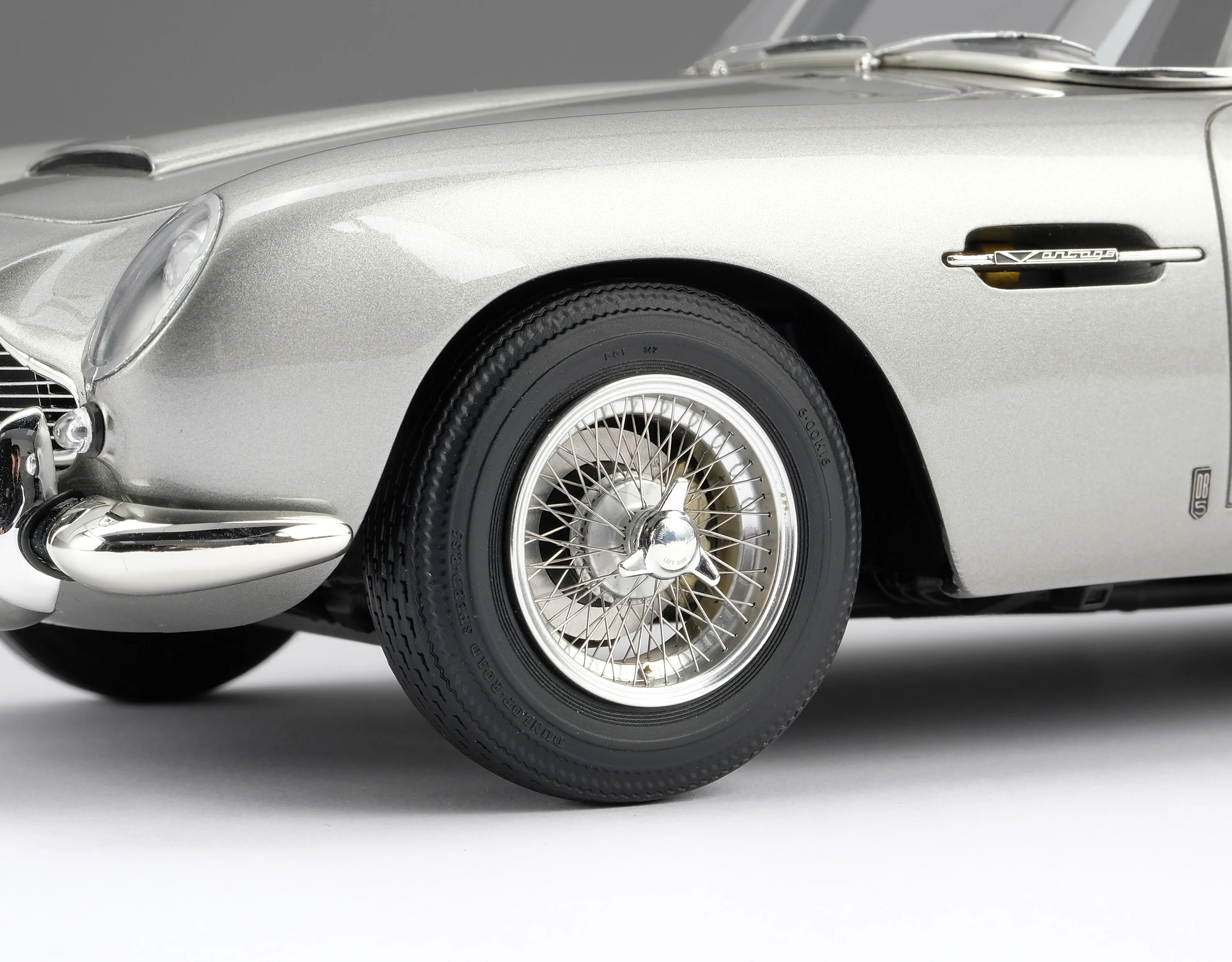 Aston Martin DB5 Vantage - Image 10