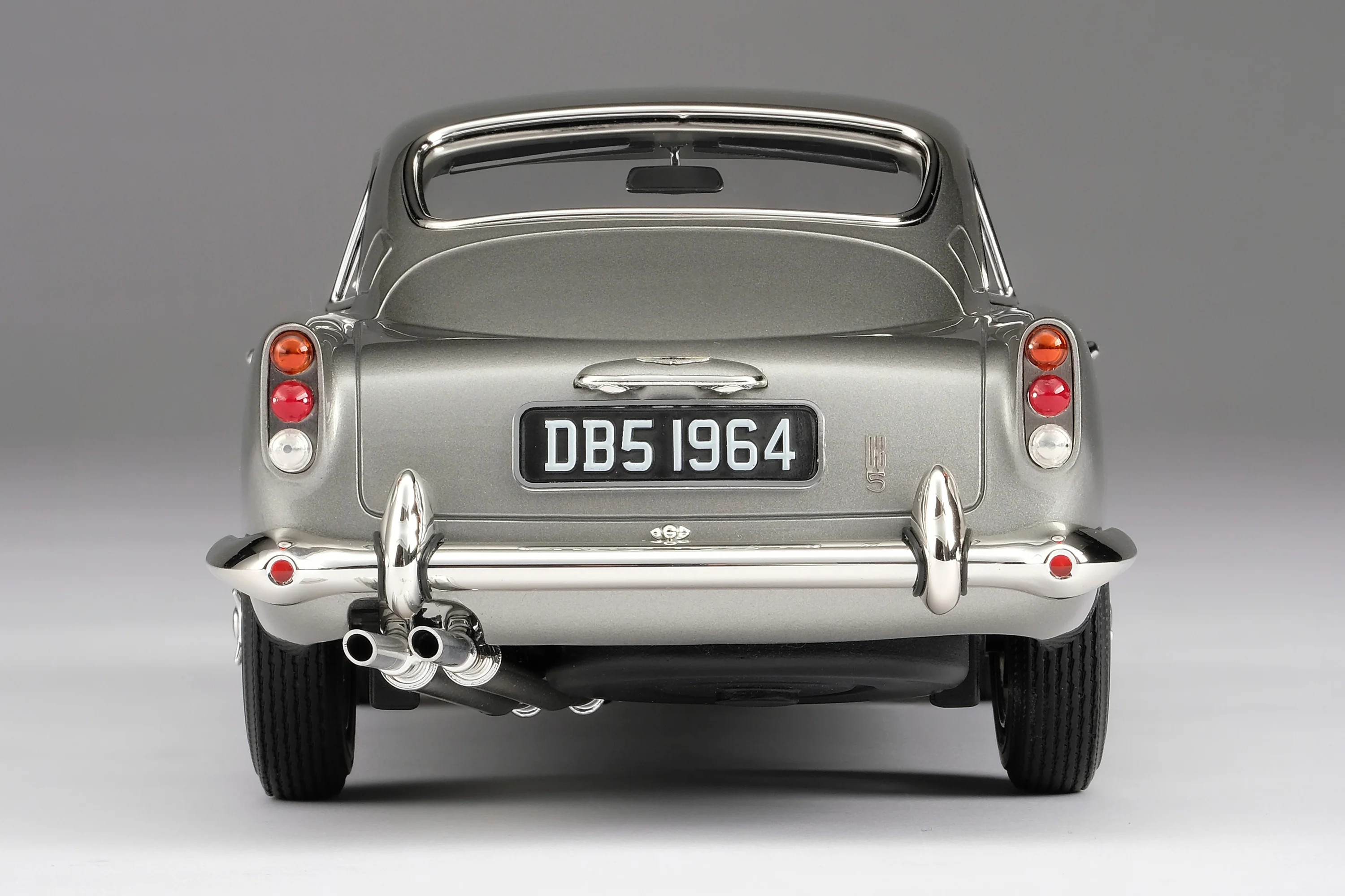 Aston Martin DB5 Vantage - Image 7