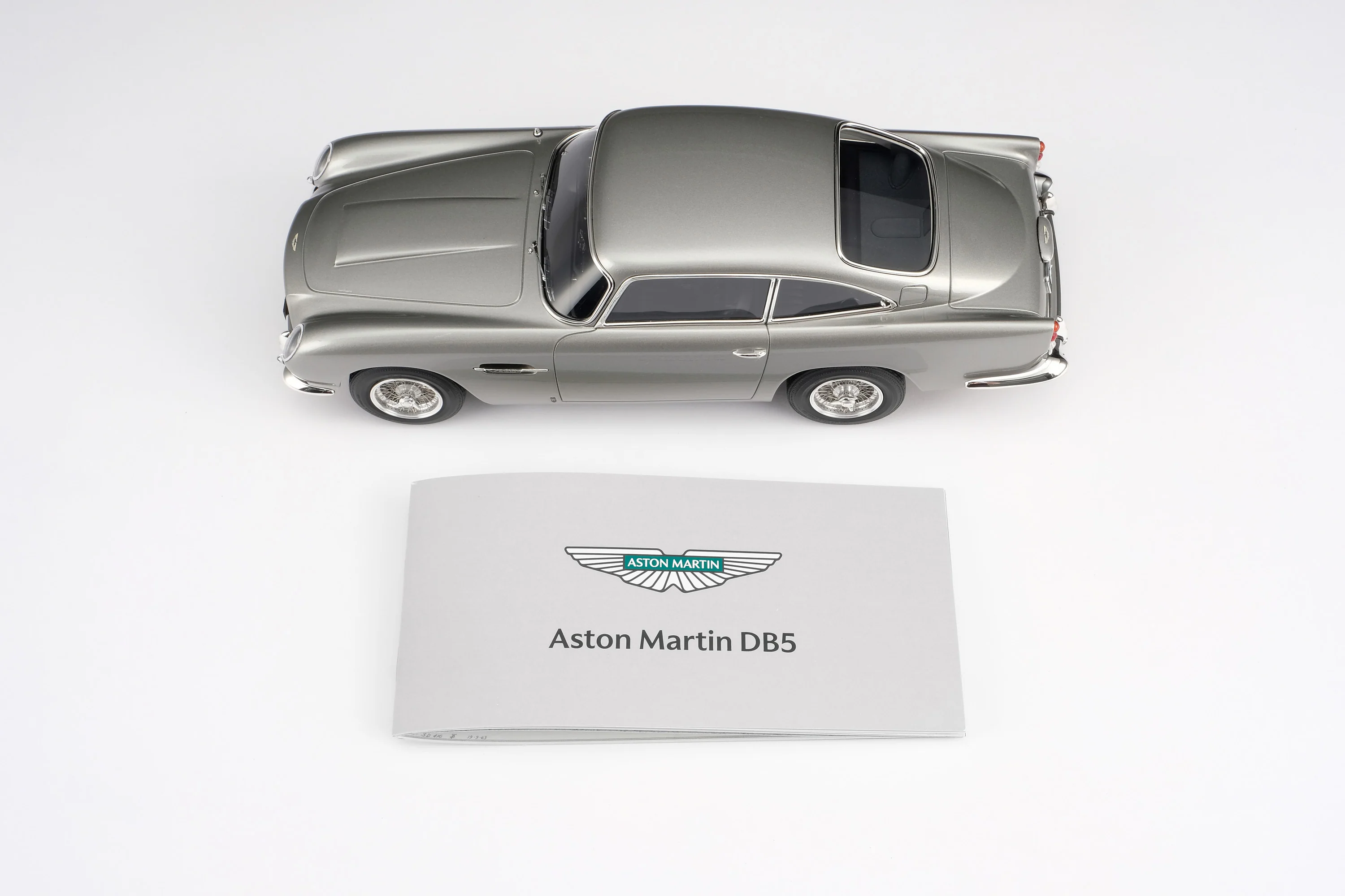 Aston Martin DB5 Vantage - Image 9