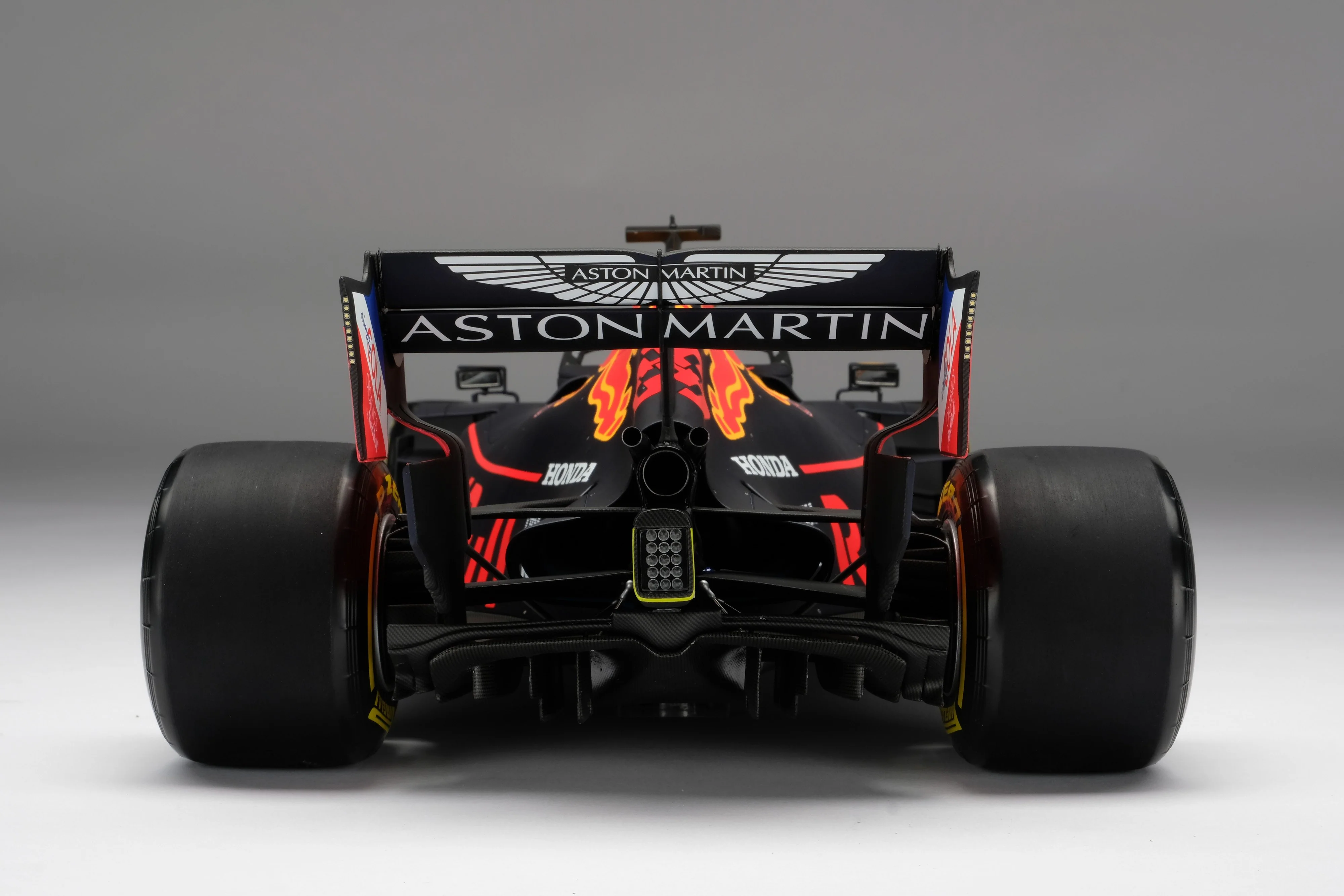 Aston Martin Red Bull Racing RB15 - 2019 Austrian Grand Prix - Verstappen - Image 10