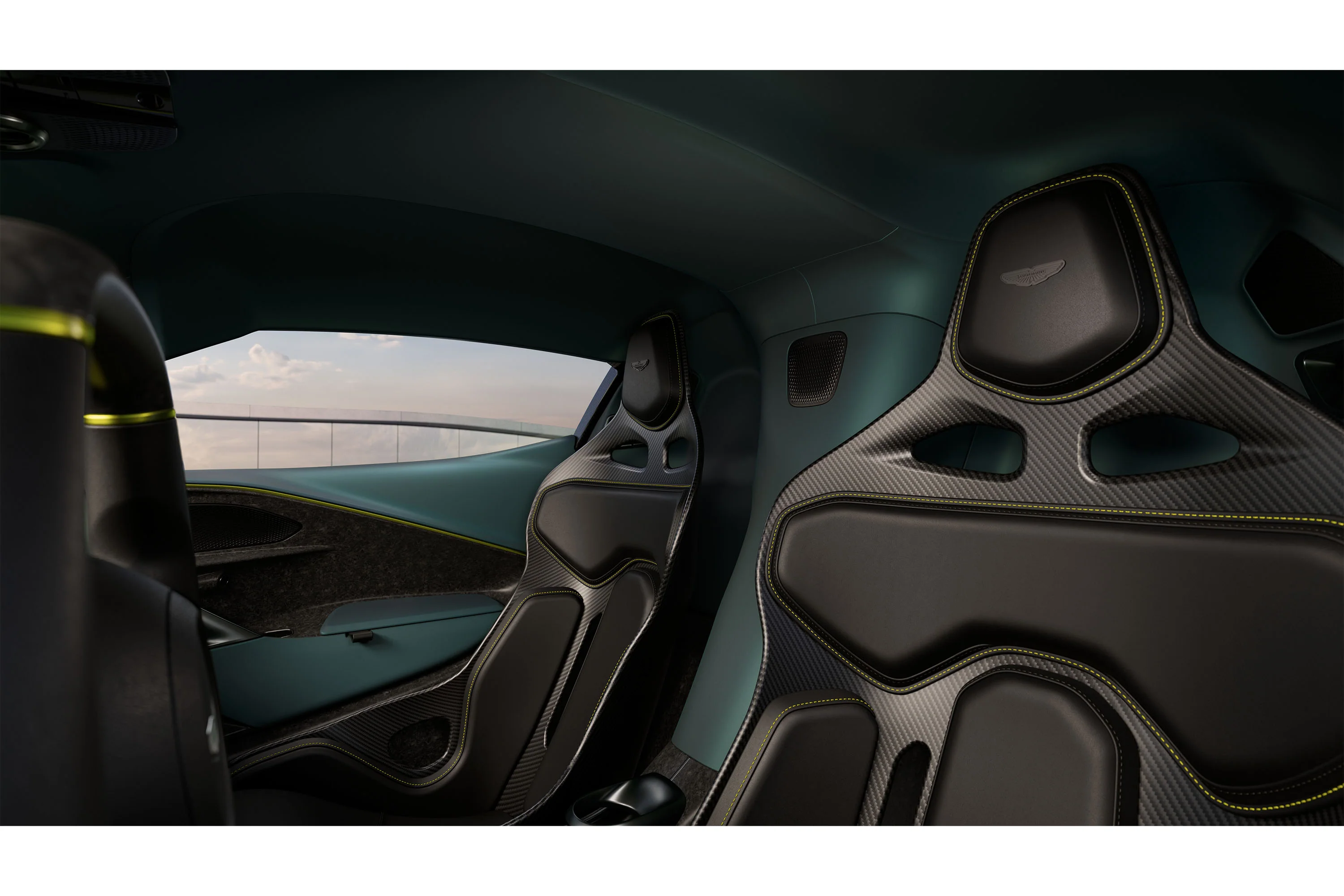Aston Martin Valhalla (2021) - Image 11