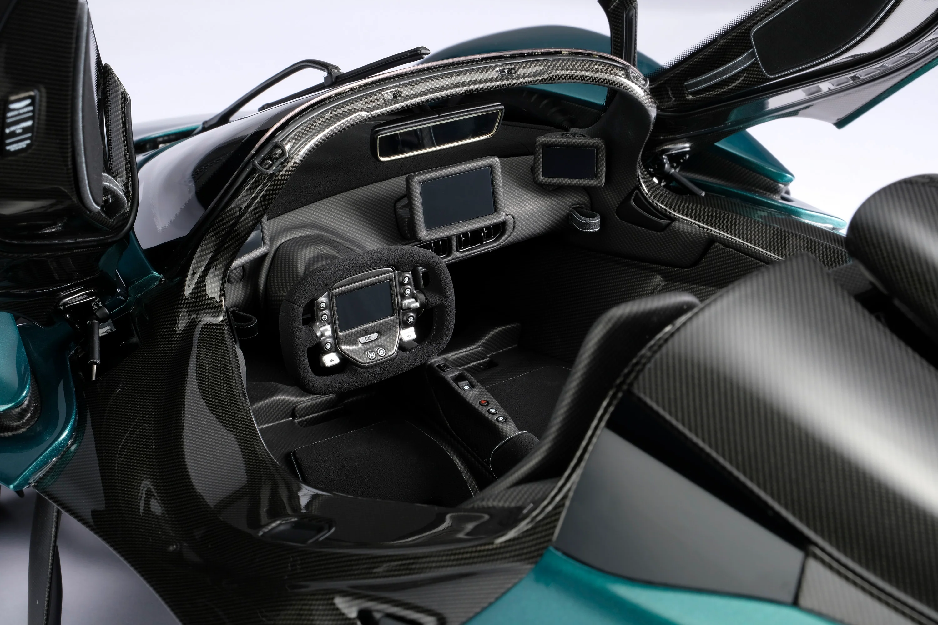 Aston Martin Valkyrie Spider (2023) - Image 12