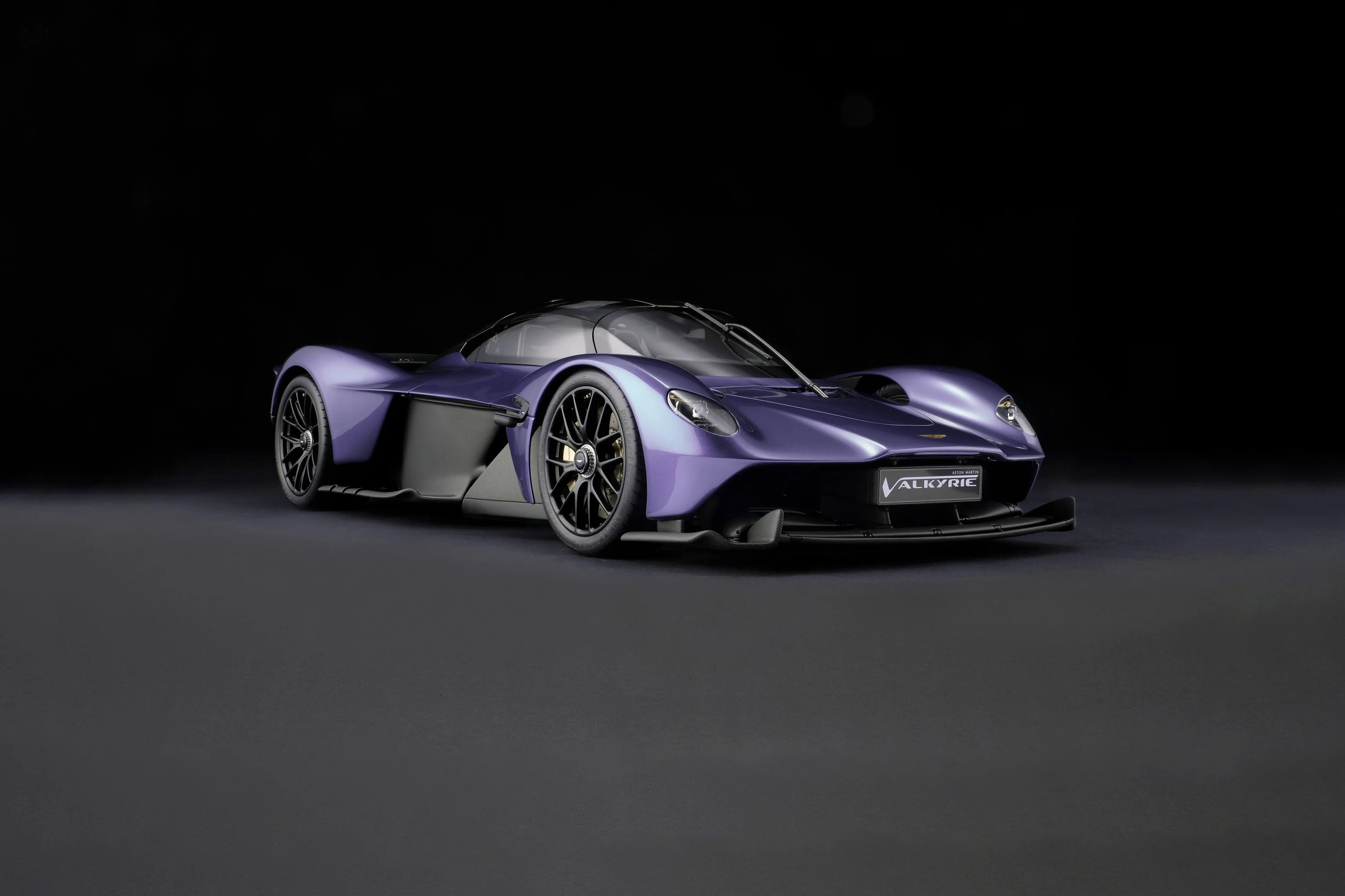 Aston Martin Valkyrie Spider (2023) - Image 4