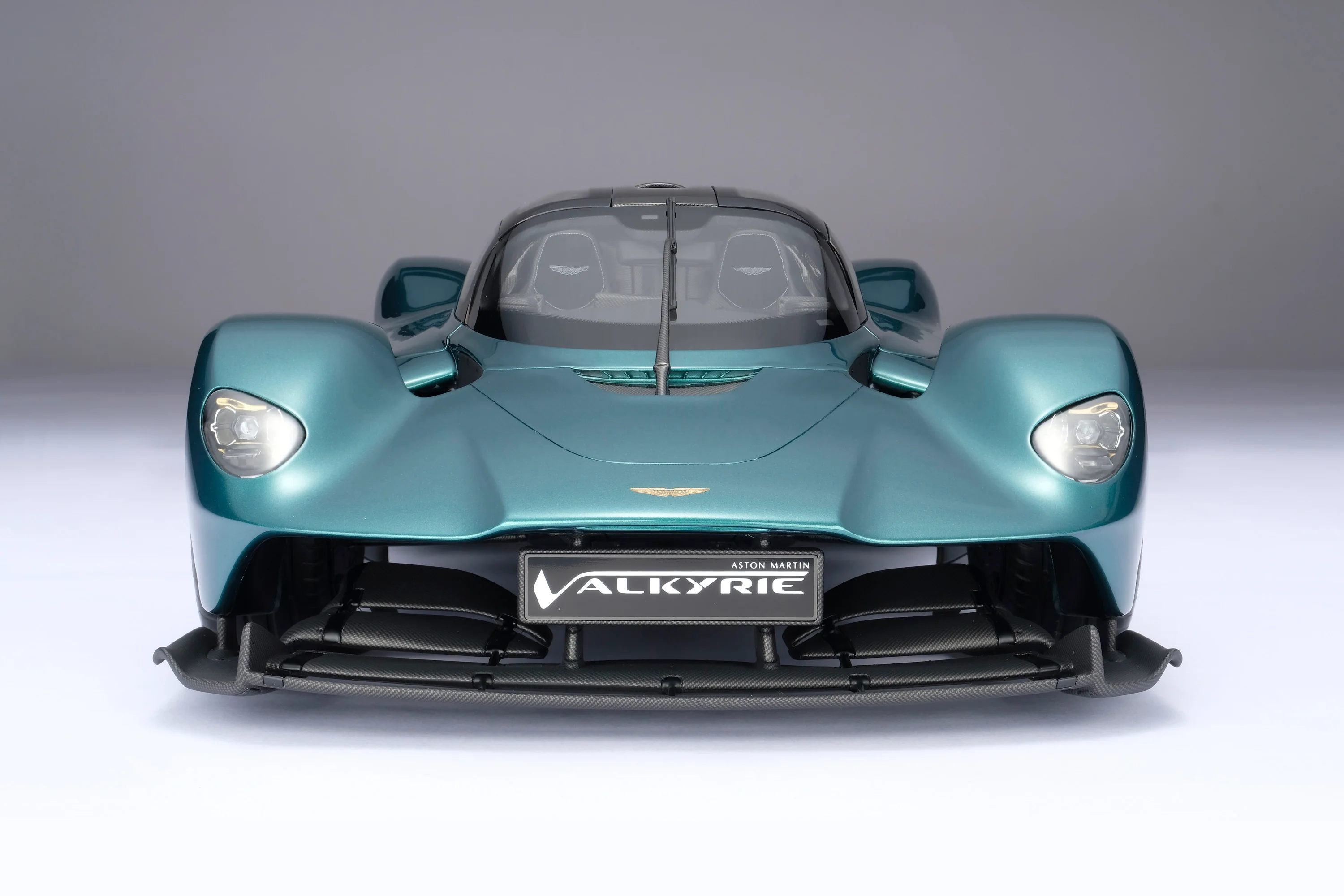 Aston Martin Valkyrie Spider (2023) - Image 7