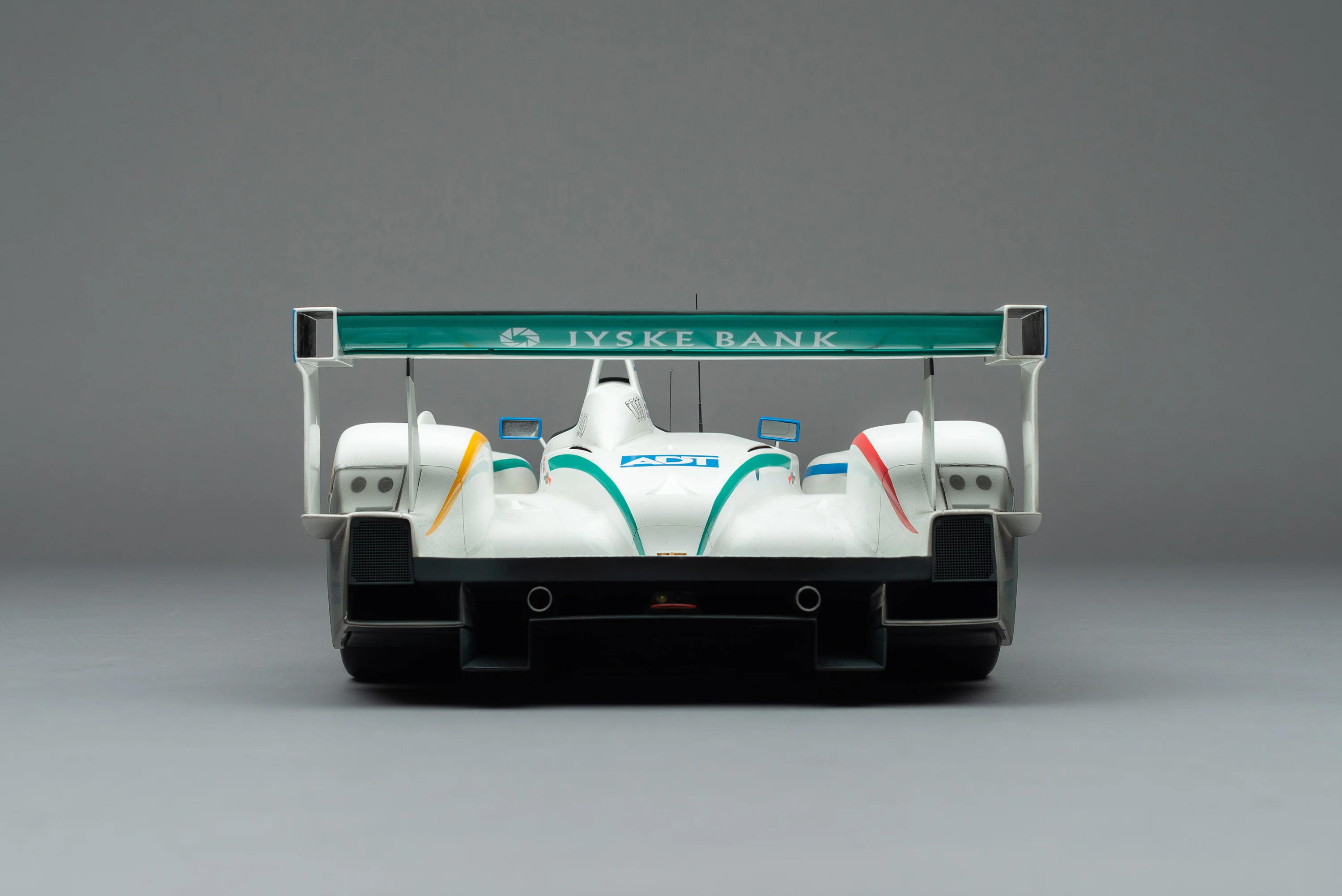 Audi R8 - 2005 Le Mans Winner - Race Weathered - Image 16