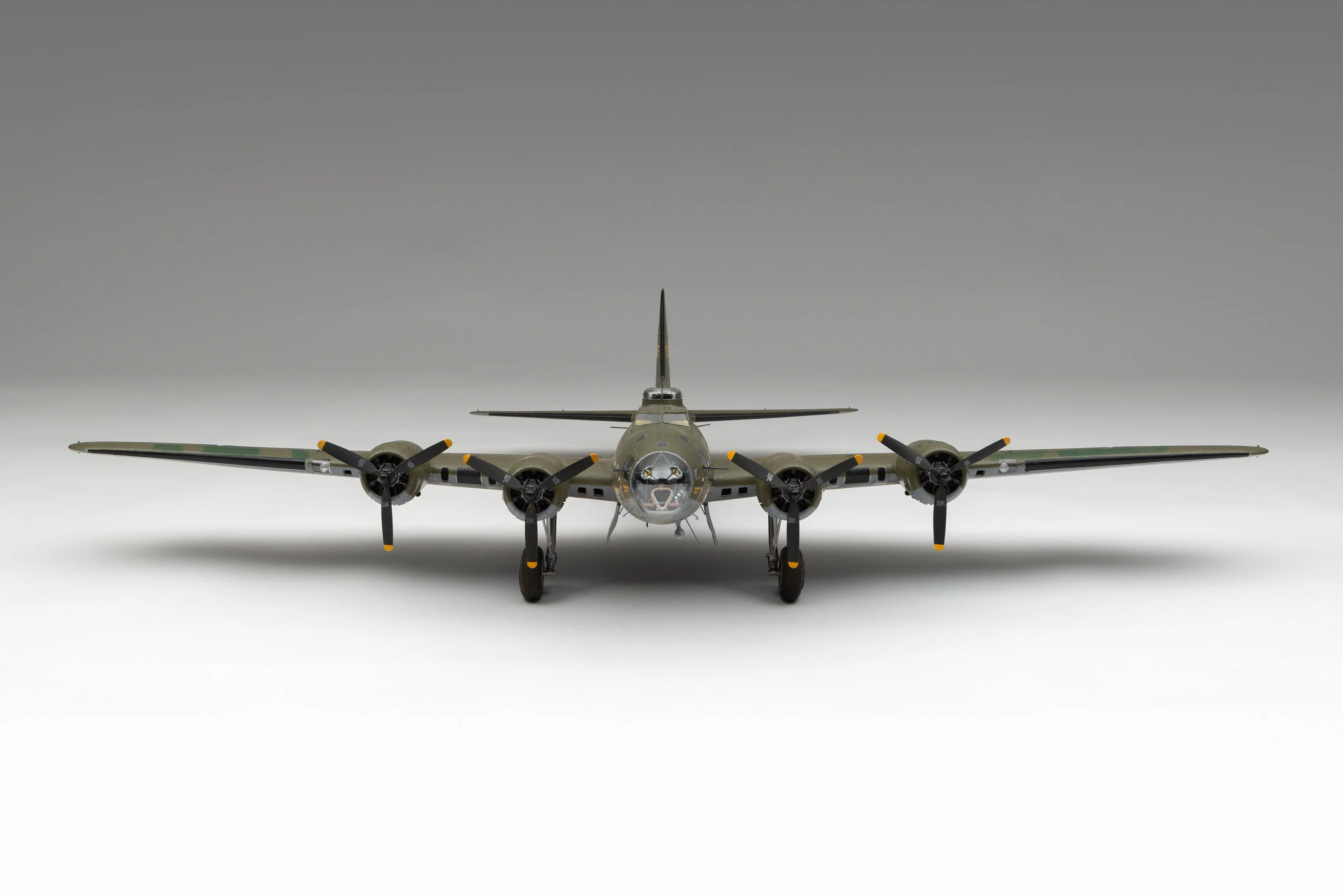 B-17F Flying Fortress - 'Memphis Belle' - Image 5