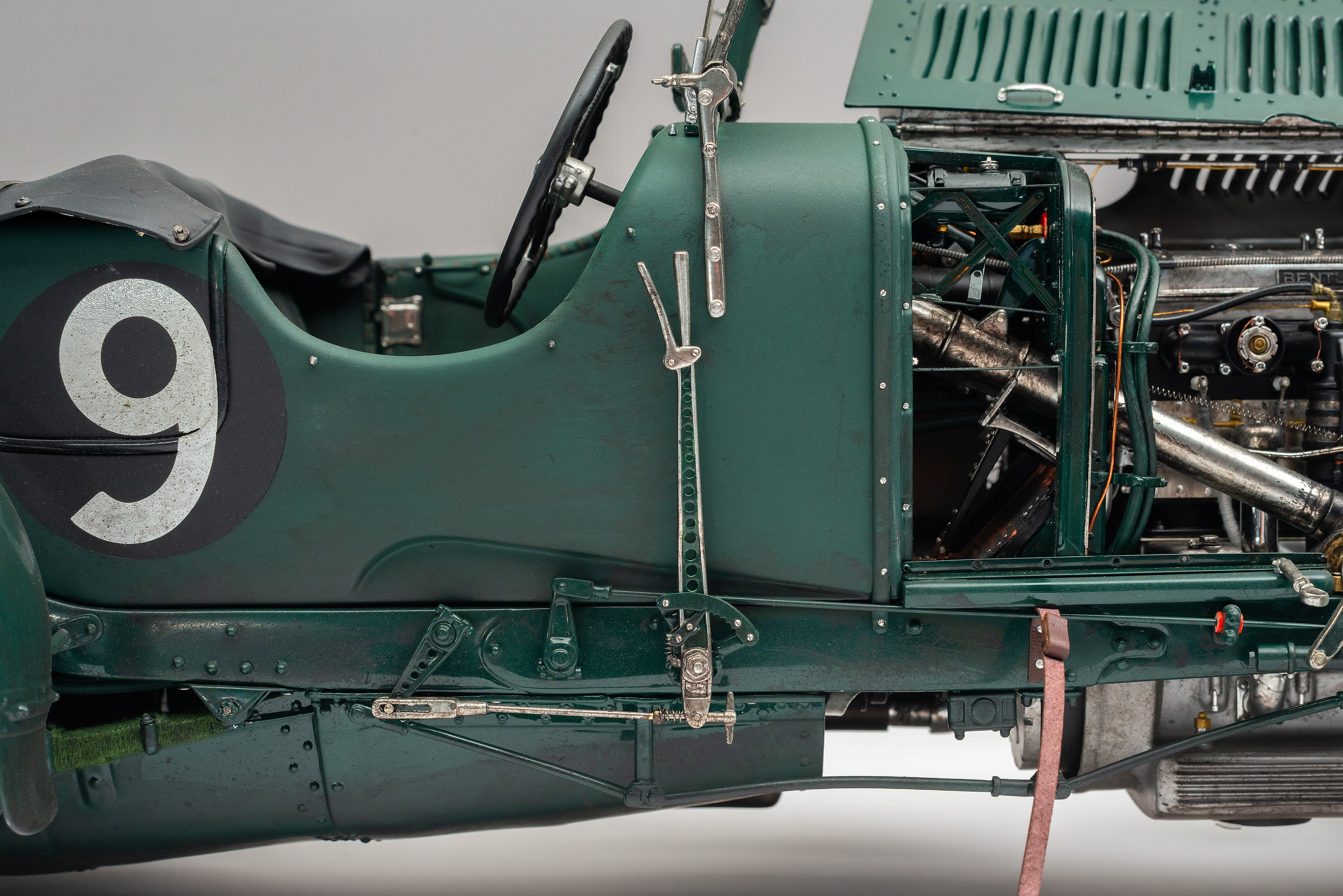 "1929 Bentley Blower" - 1930 Le Mans - Birkin & Chassagne - Race Weathered - Image 18