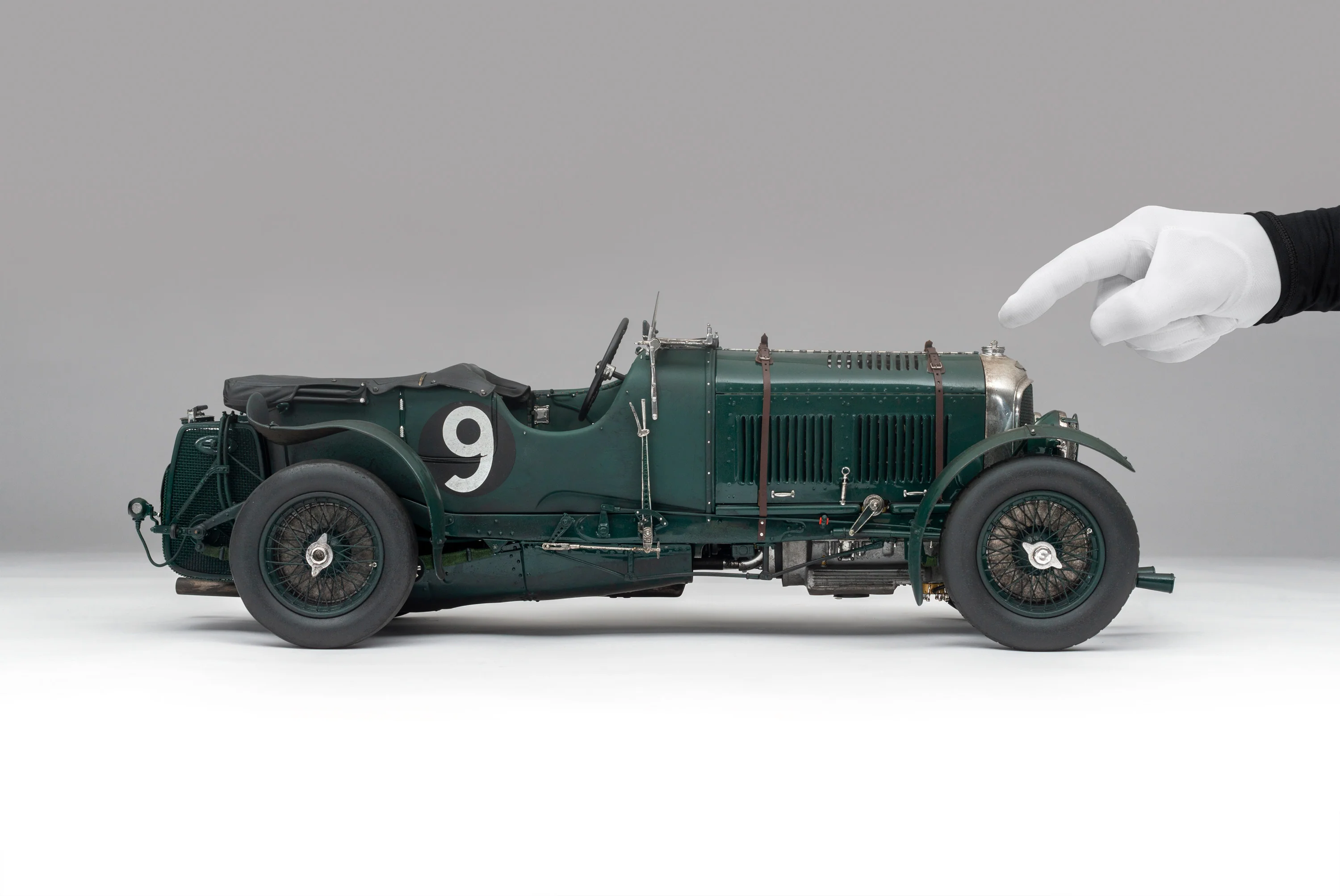"1929 Bentley Blower" - 1930 Le Mans - Birkin & Chassagne - Race Weathered - Image 4