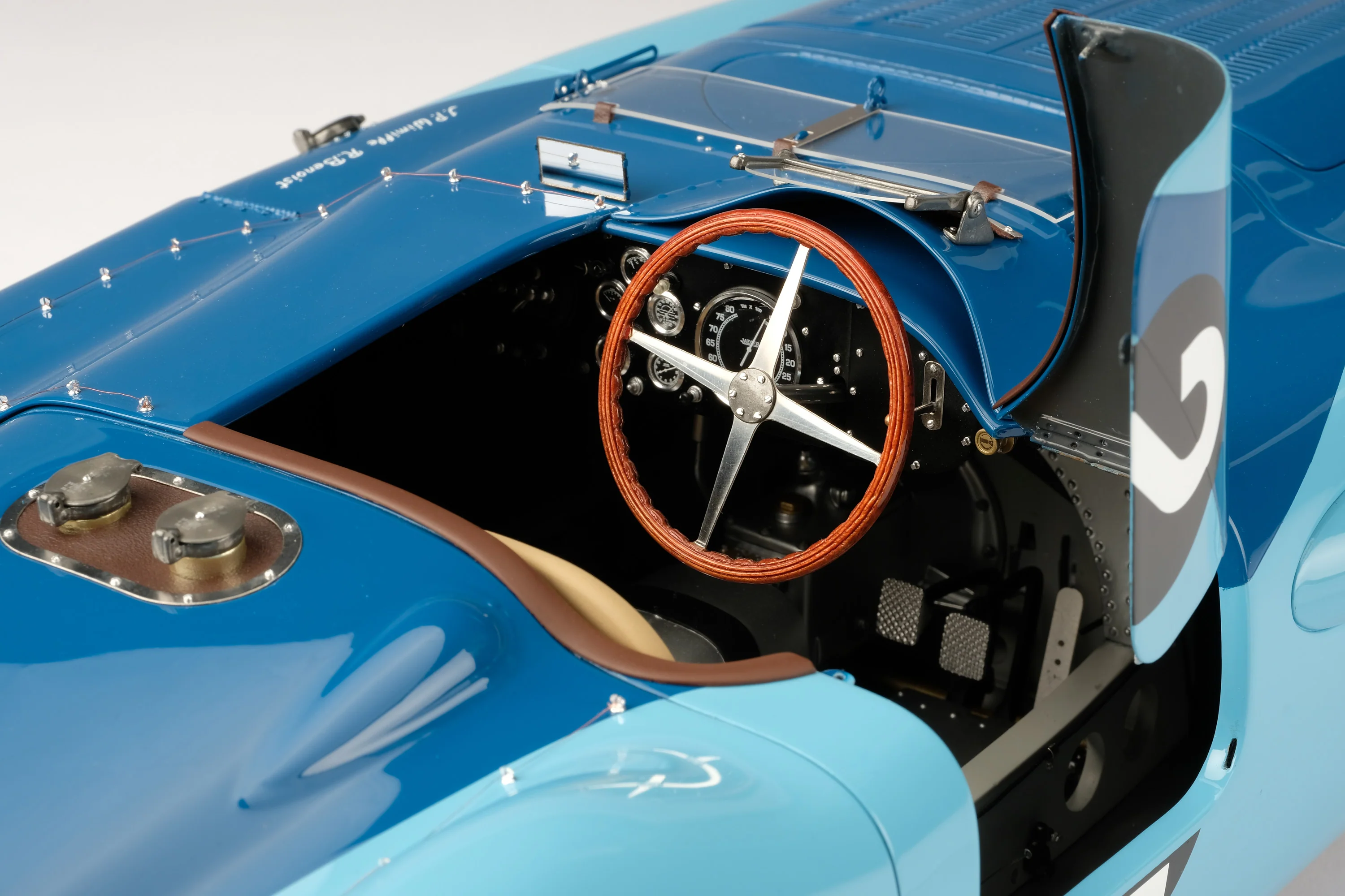 BUGATTI Type 57G "Tank" - 1937 Le Mans Winner - Image 10
