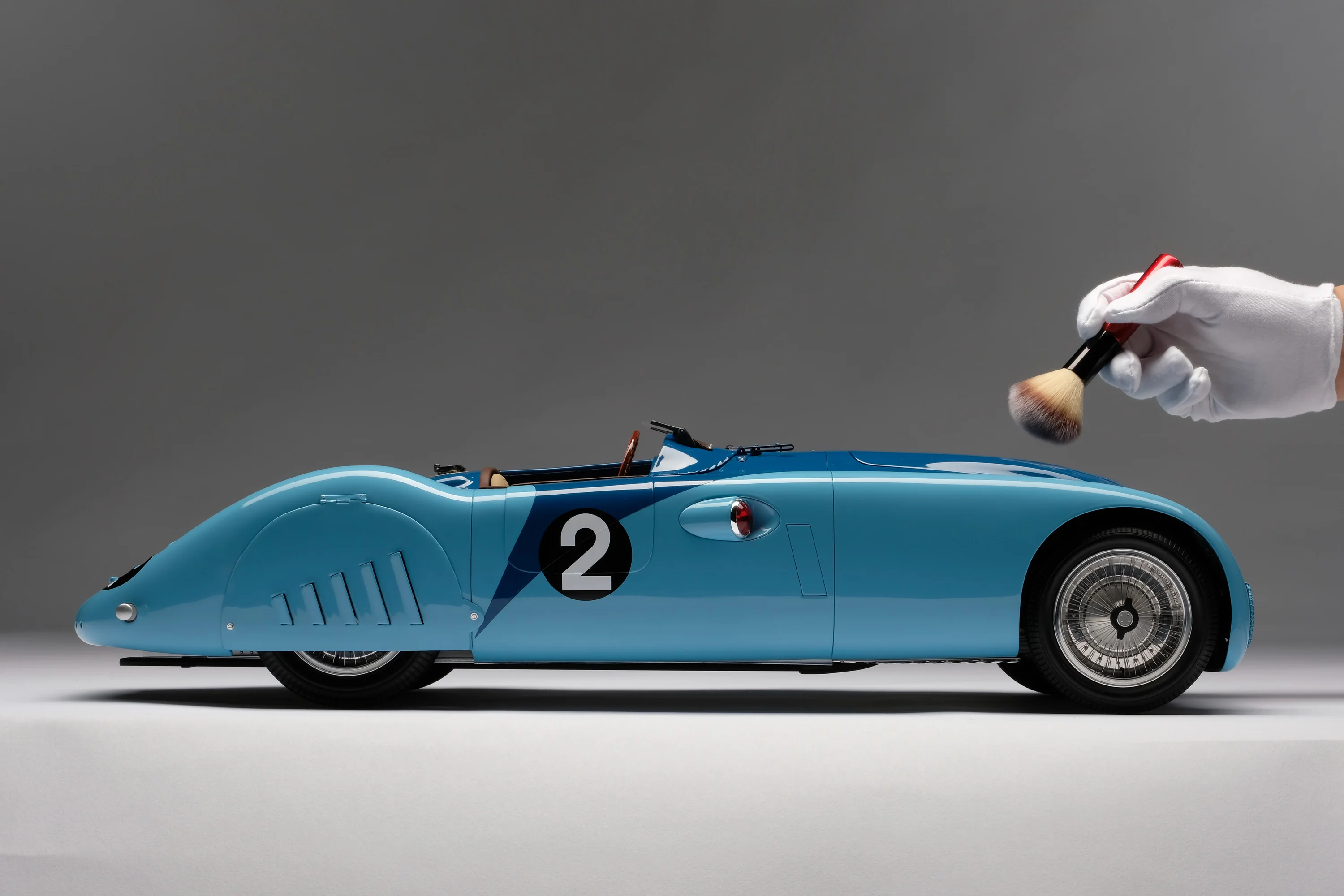 BUGATTI Type 57G "Tank" - 1937 Le Mans Winner - Image 4