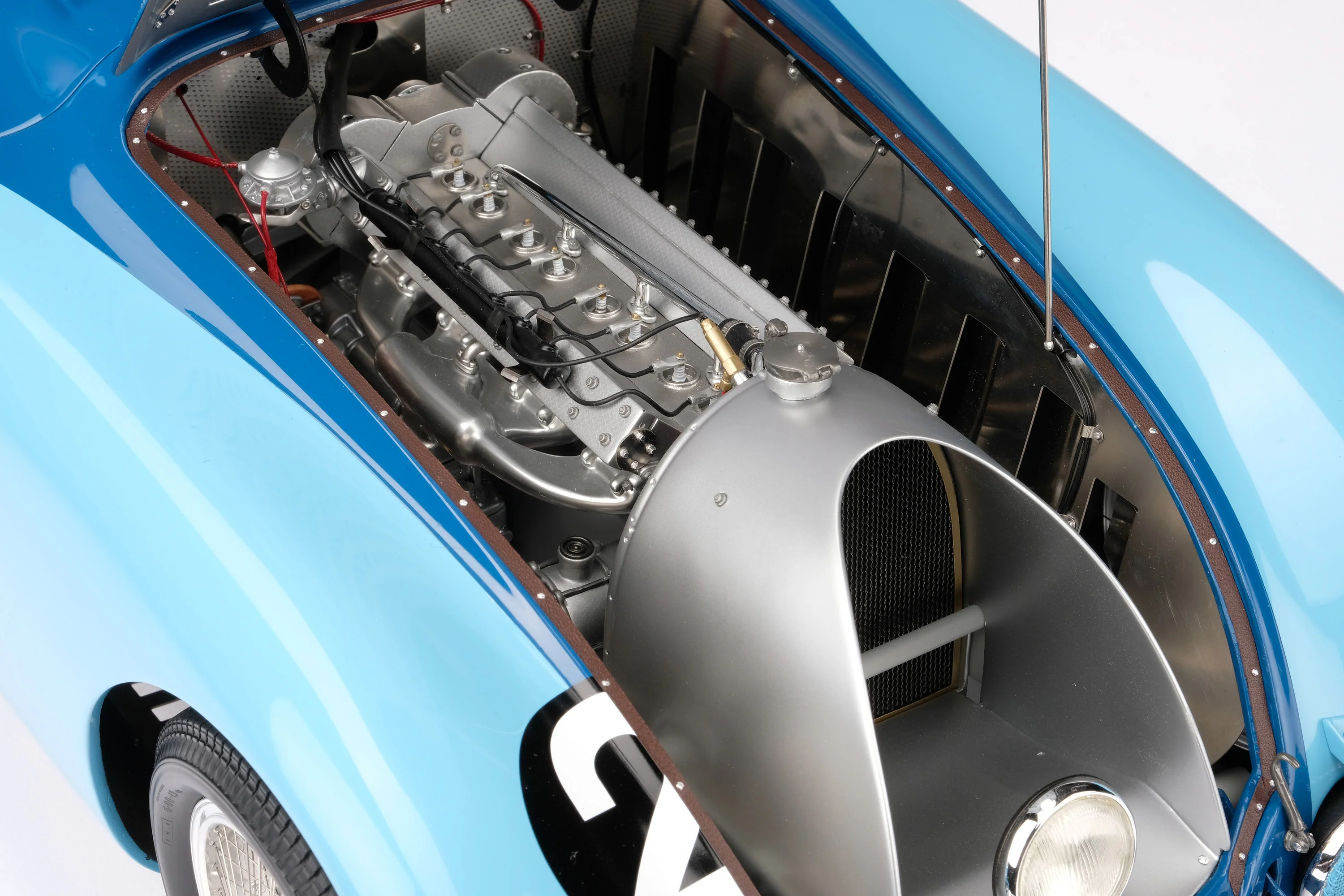 BUGATTI Type 57G "Tank" - 1937 Le Mans Winner - Image 7