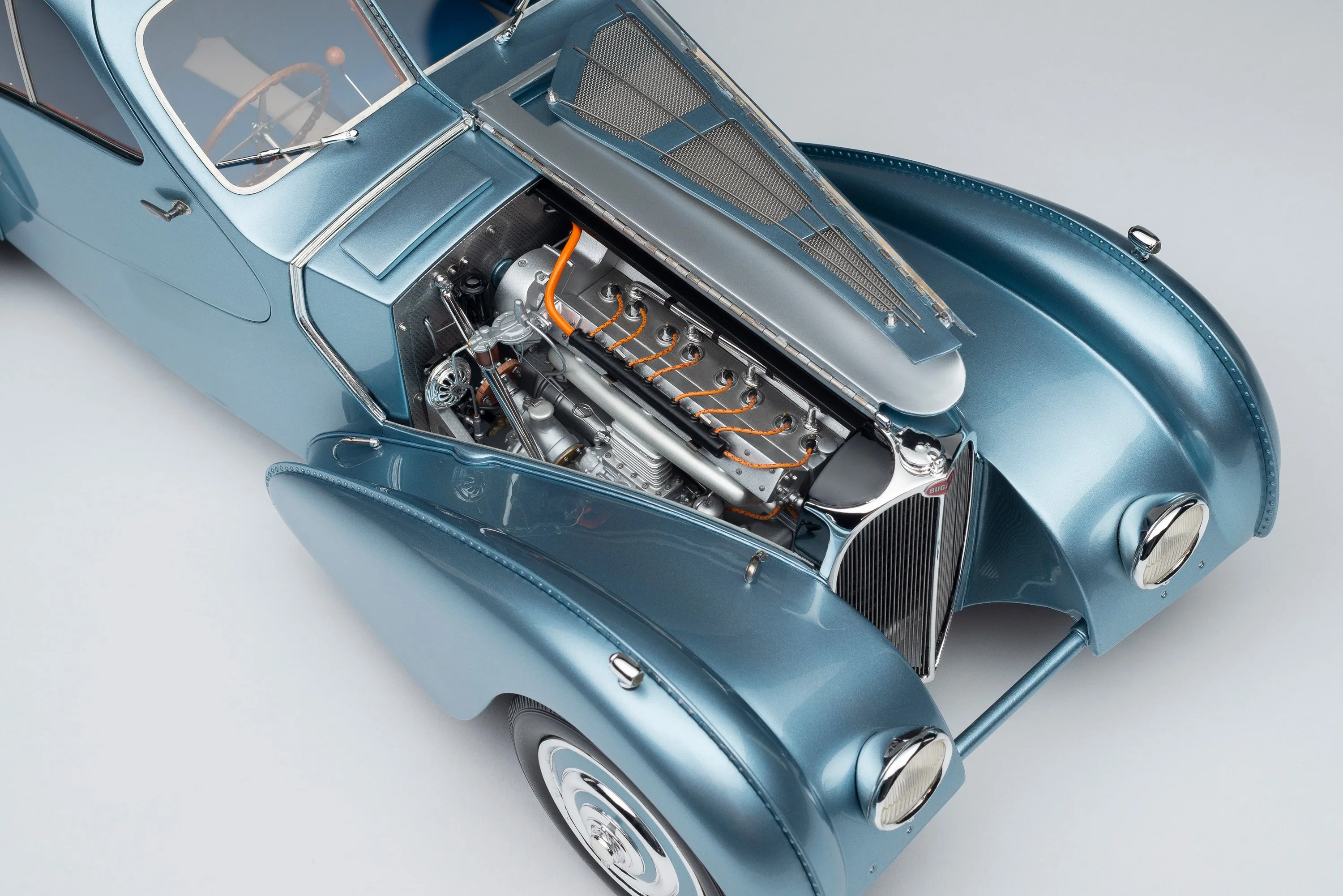 BUGATTI Type 57SC Atlantic "The Lord Rothschild" (1938) - Image 5