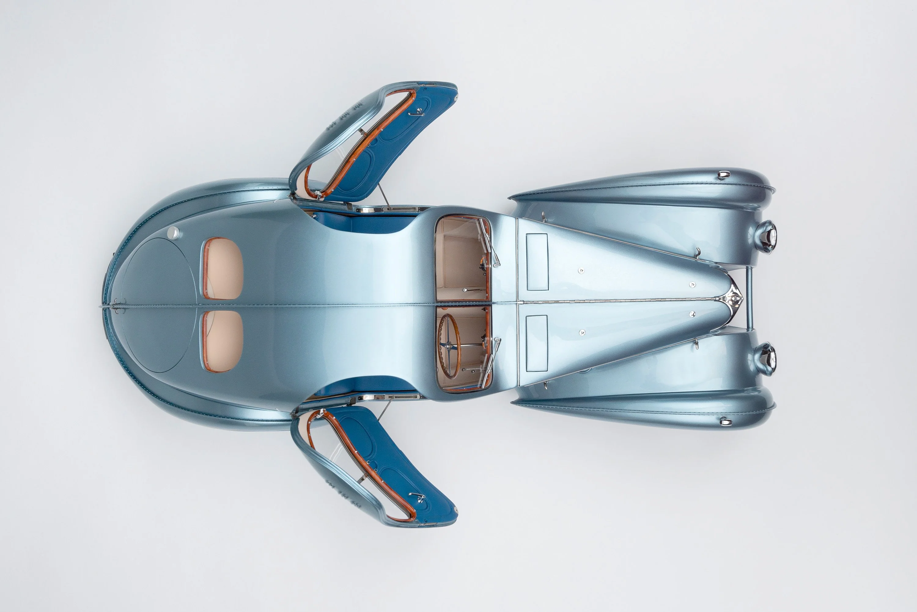 BUGATTI Type 57SC Atlantic "The Lord Rothschild" (1938) - Image 8