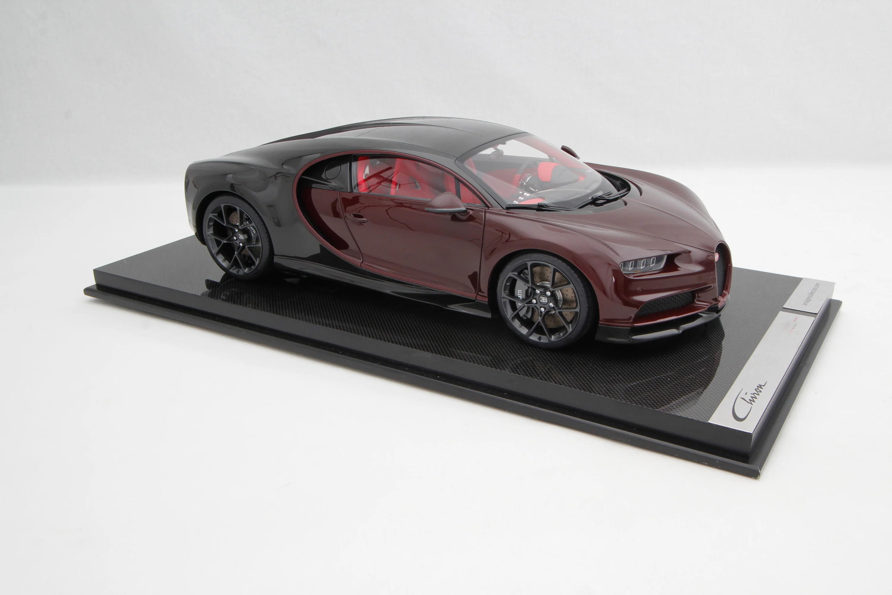 BUGATTI Chiron - Tailor Made - Image 10