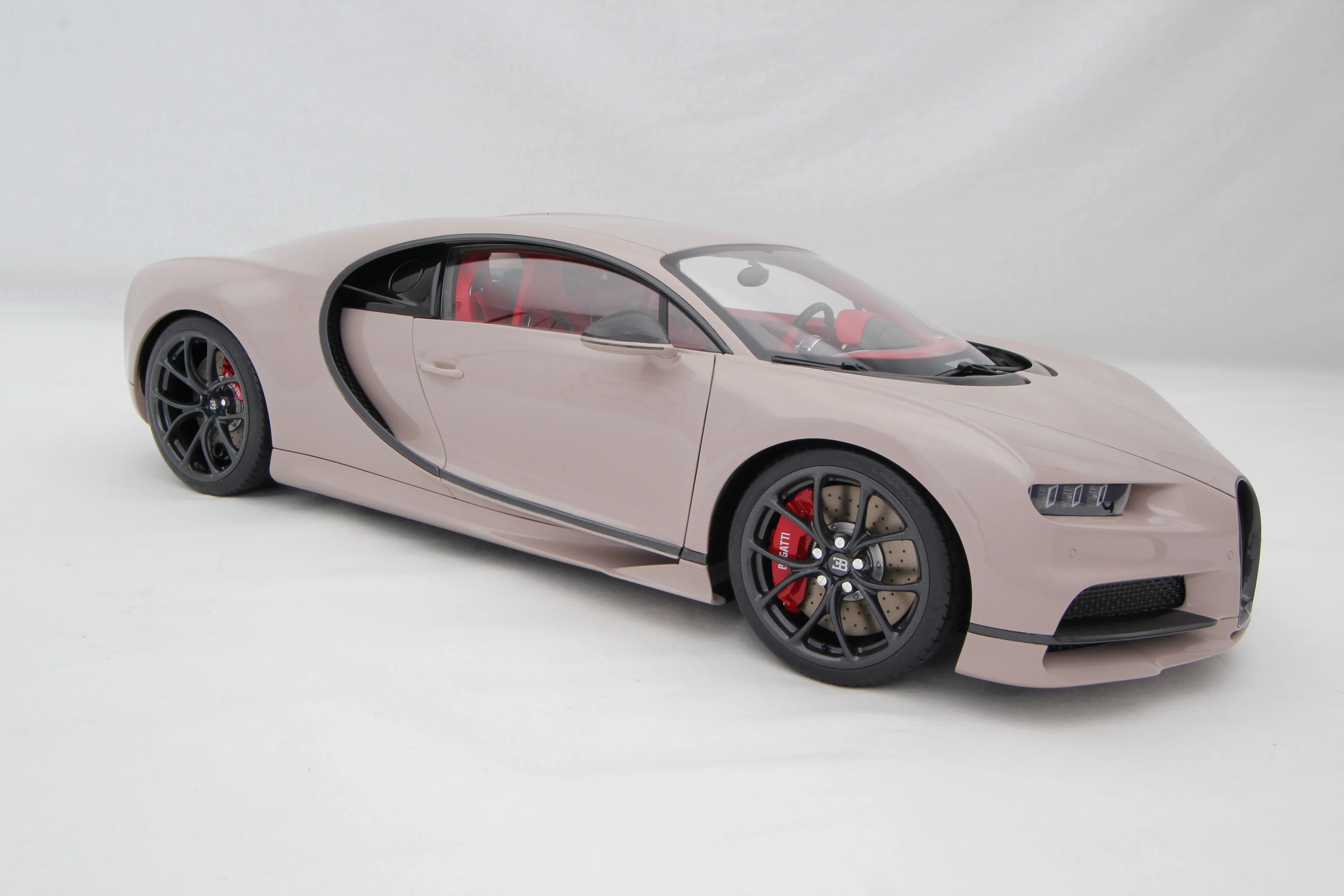 BUGATTI Chiron - Tailor Made - Image 12