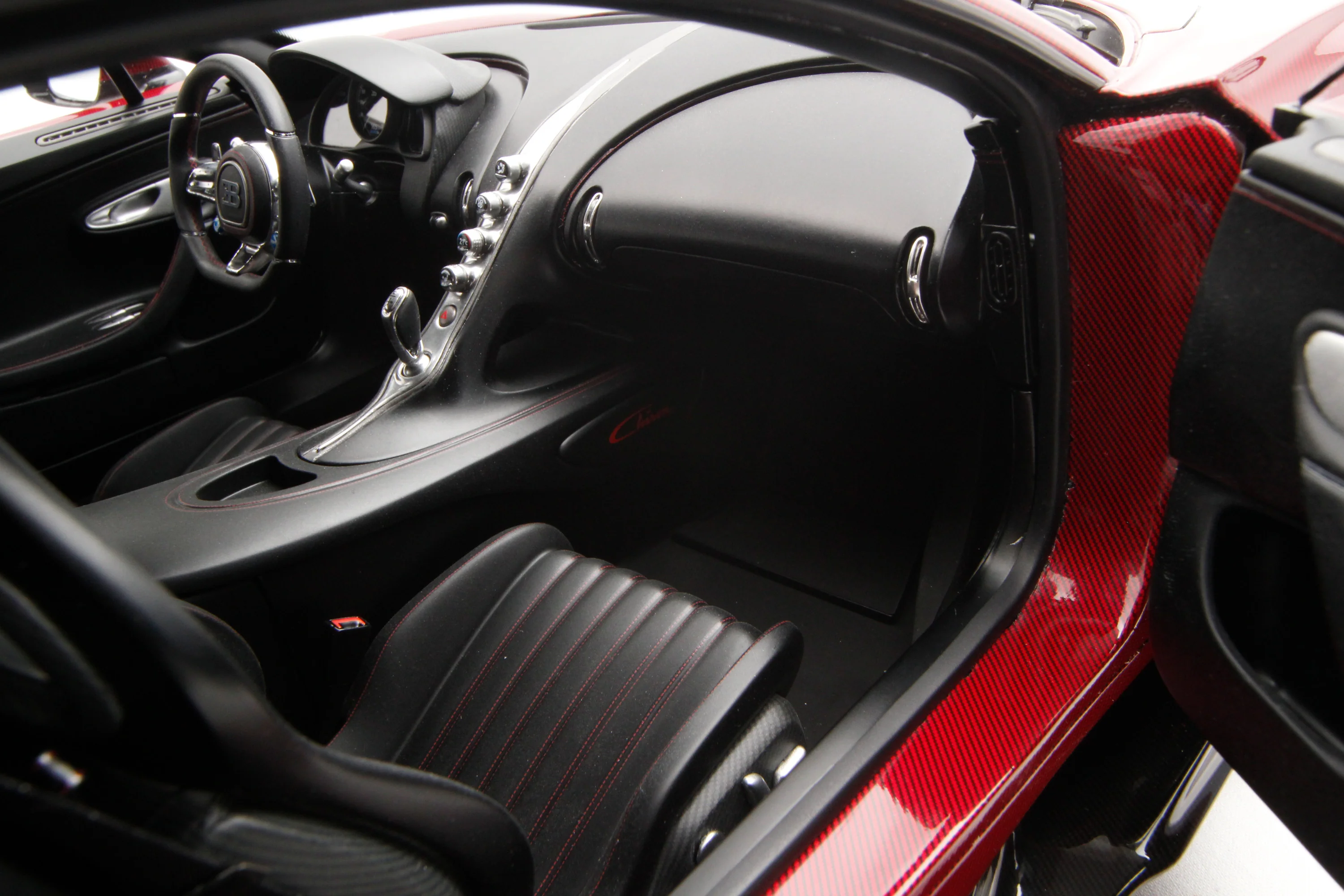 BUGATTI Chiron - Tailor Made - Image 24