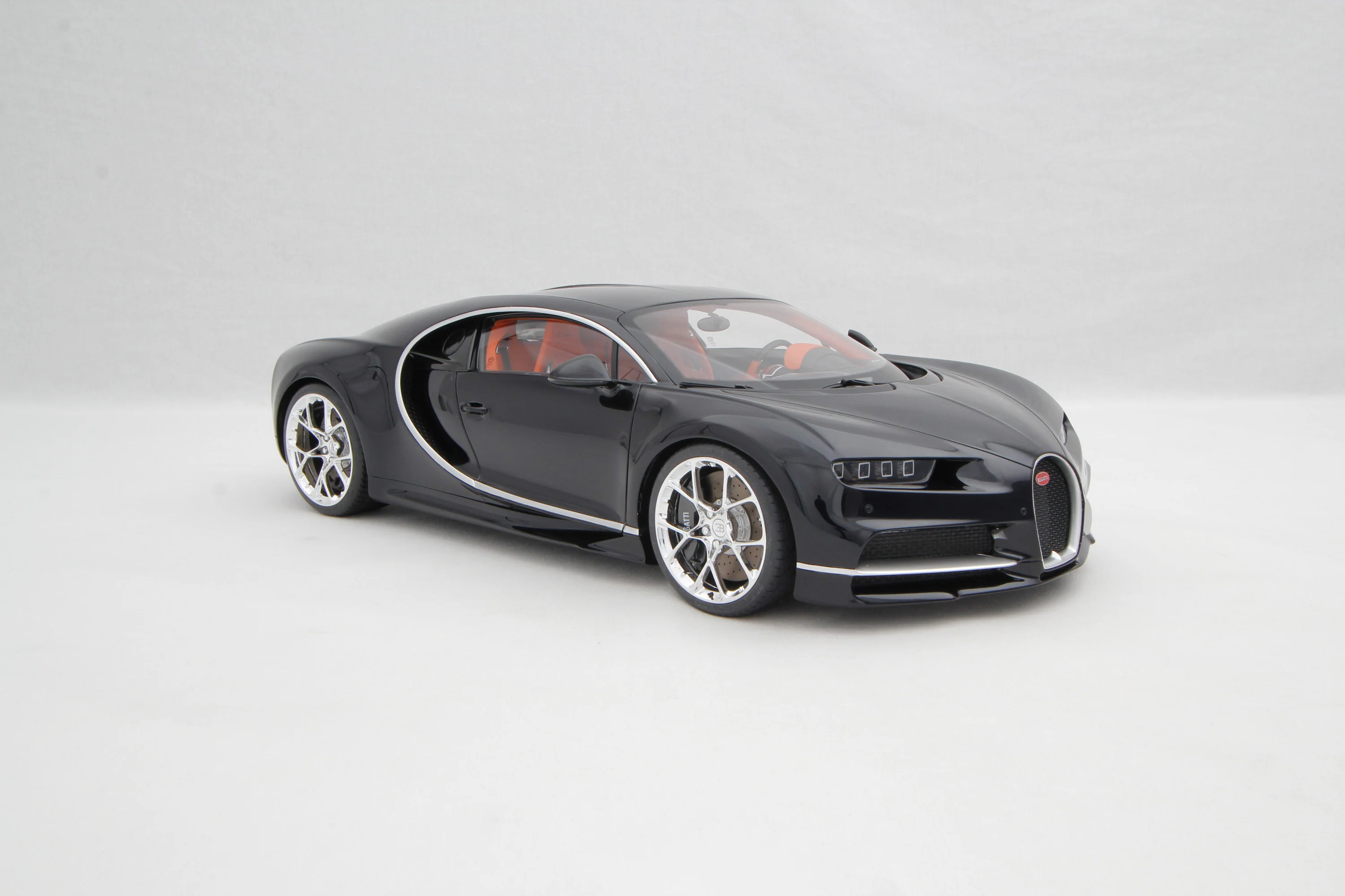 BUGATTI Chiron - Tailor Made - Image 6