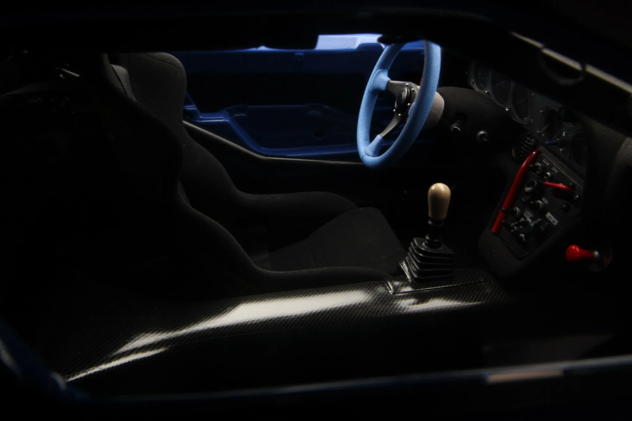 BUGATTI EB110 LM - 1994 Le Mans - Image 8