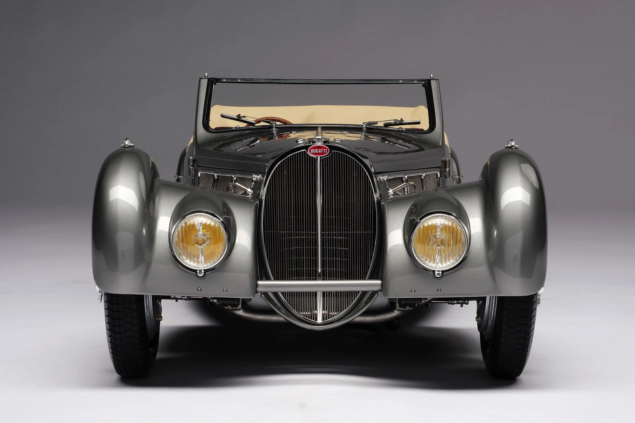 BUGATTI Type 57SC Gangloff Cabriolet (1937) - Image 4