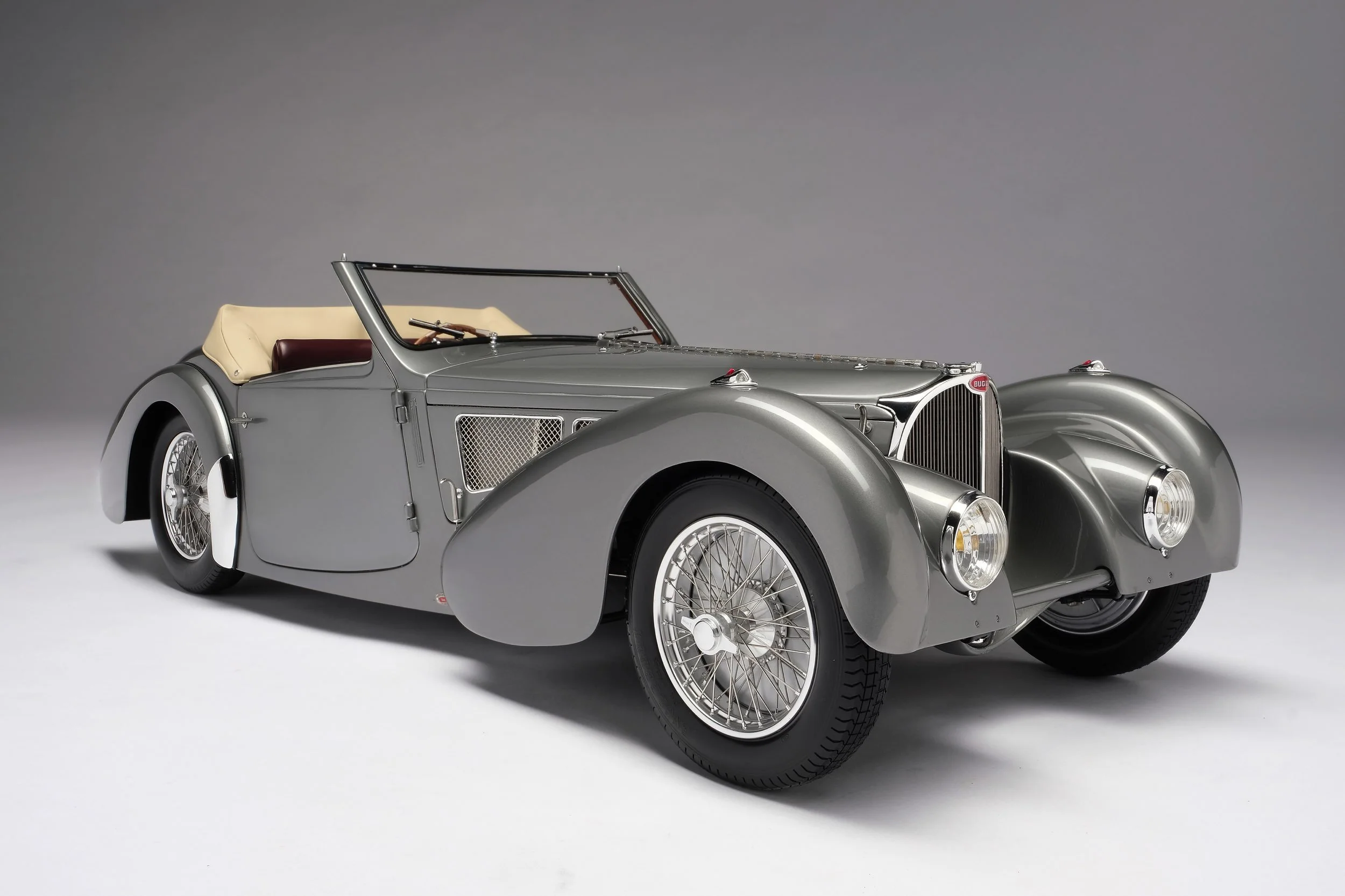 BUGATTI Type 57SC Gangloff Cabriolet (1937) - Image 6