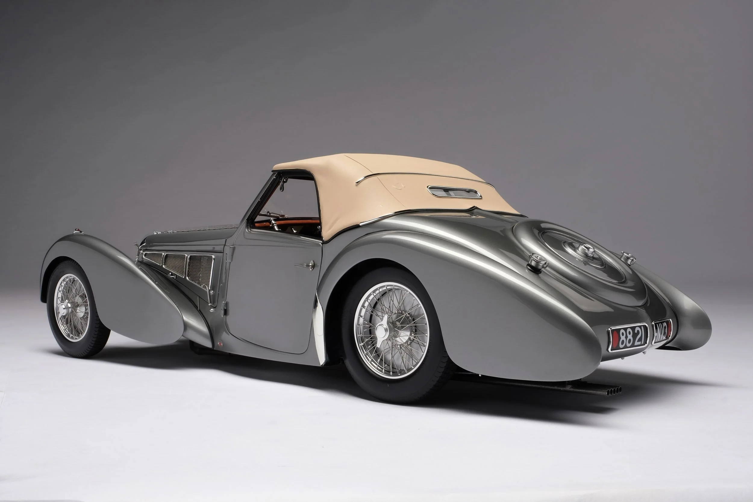 BUGATTI Type 57SC Gangloff Cabriolet (1937) - Image 8