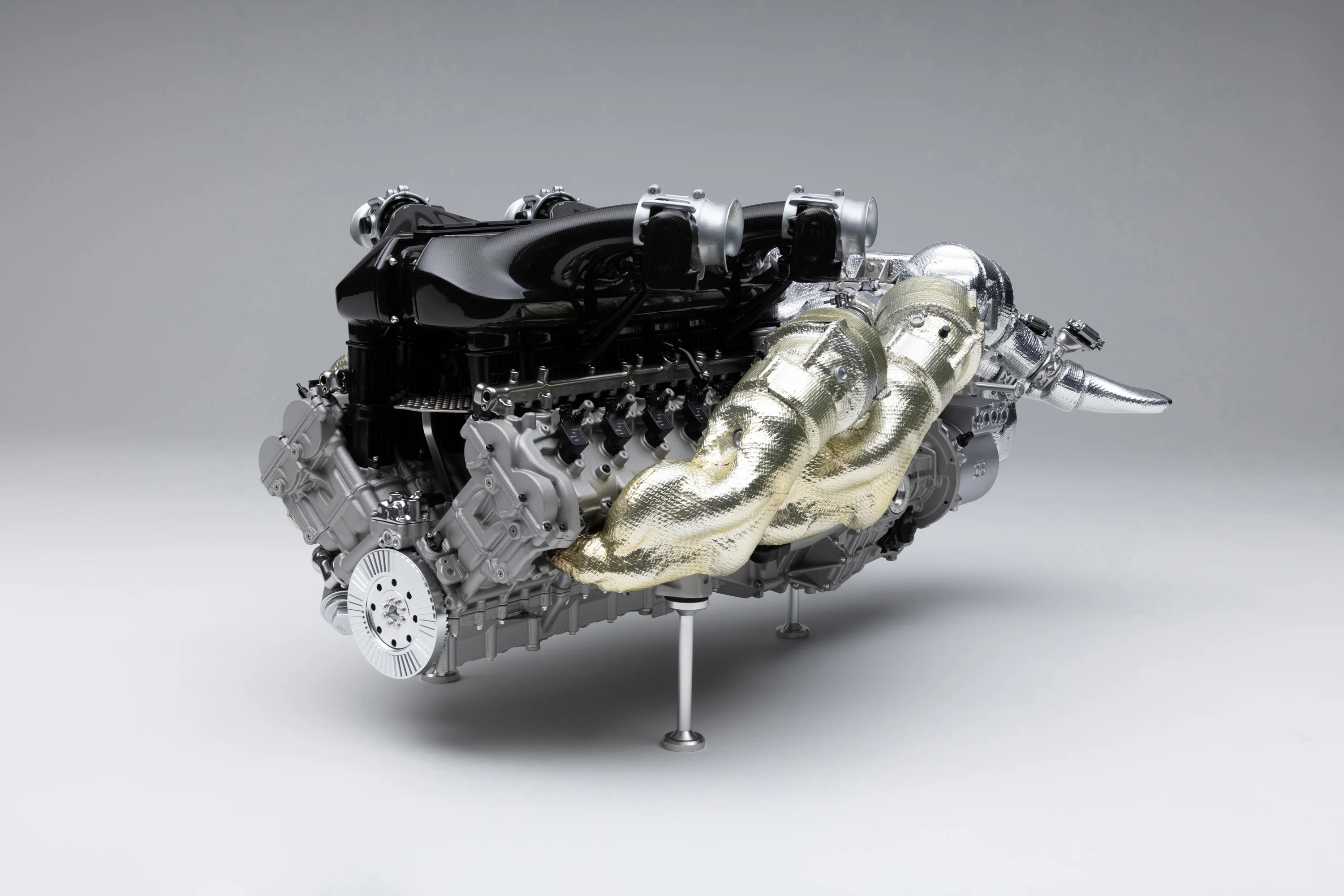 BUGATTI Tourbillon V16 Engine and Gearbox (2026) - Image 10