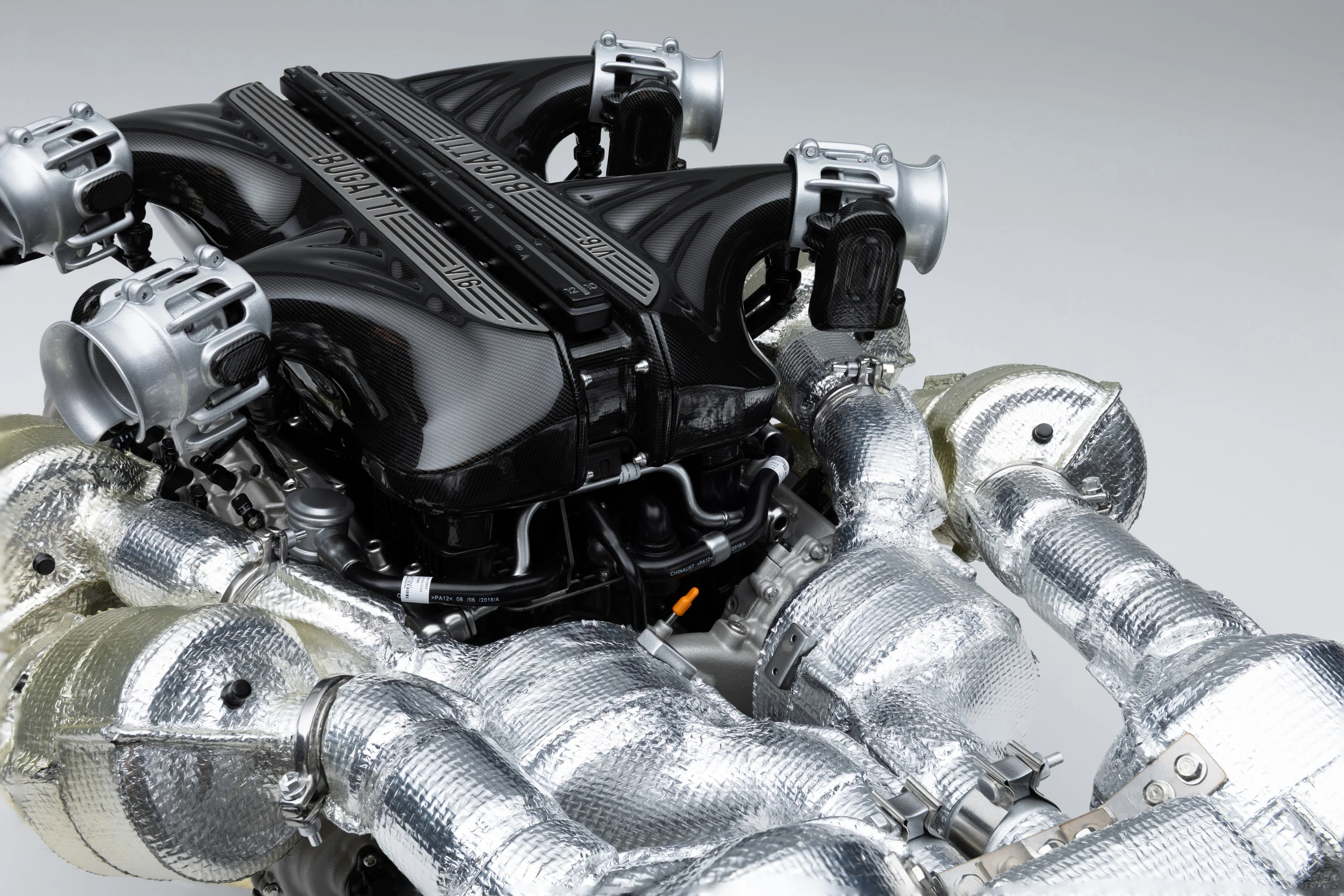 BUGATTI Tourbillon V16 Engine and Gearbox (2026) - Image 21