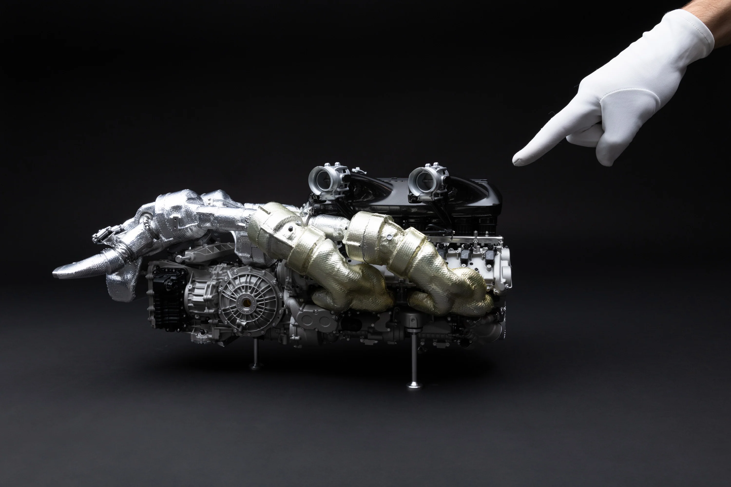 BUGATTI Tourbillon V16 Engine and Gearbox (2026) - Image 3