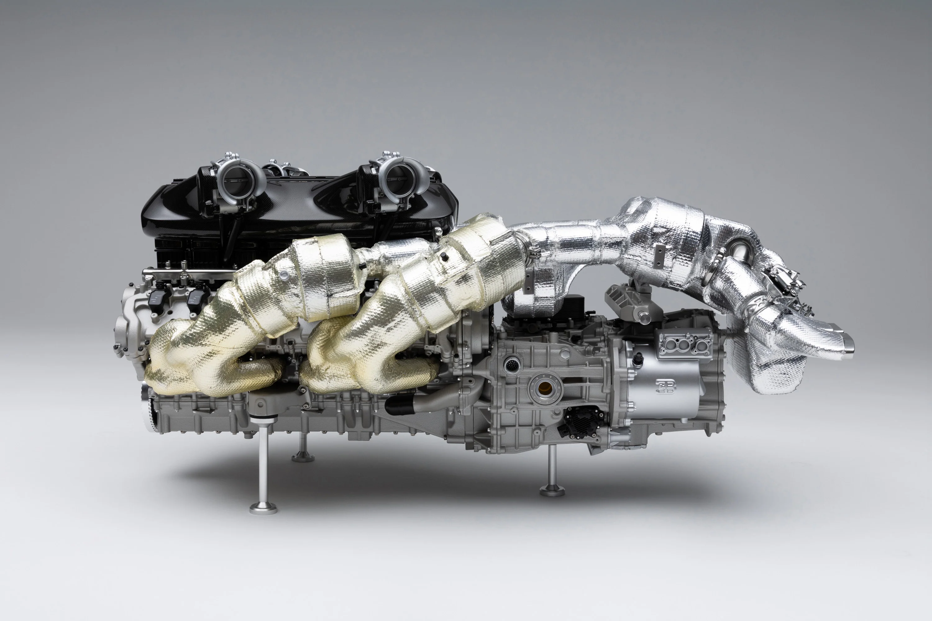 BUGATTI Tourbillon V16 Engine and Gearbox (2026) - Image 5