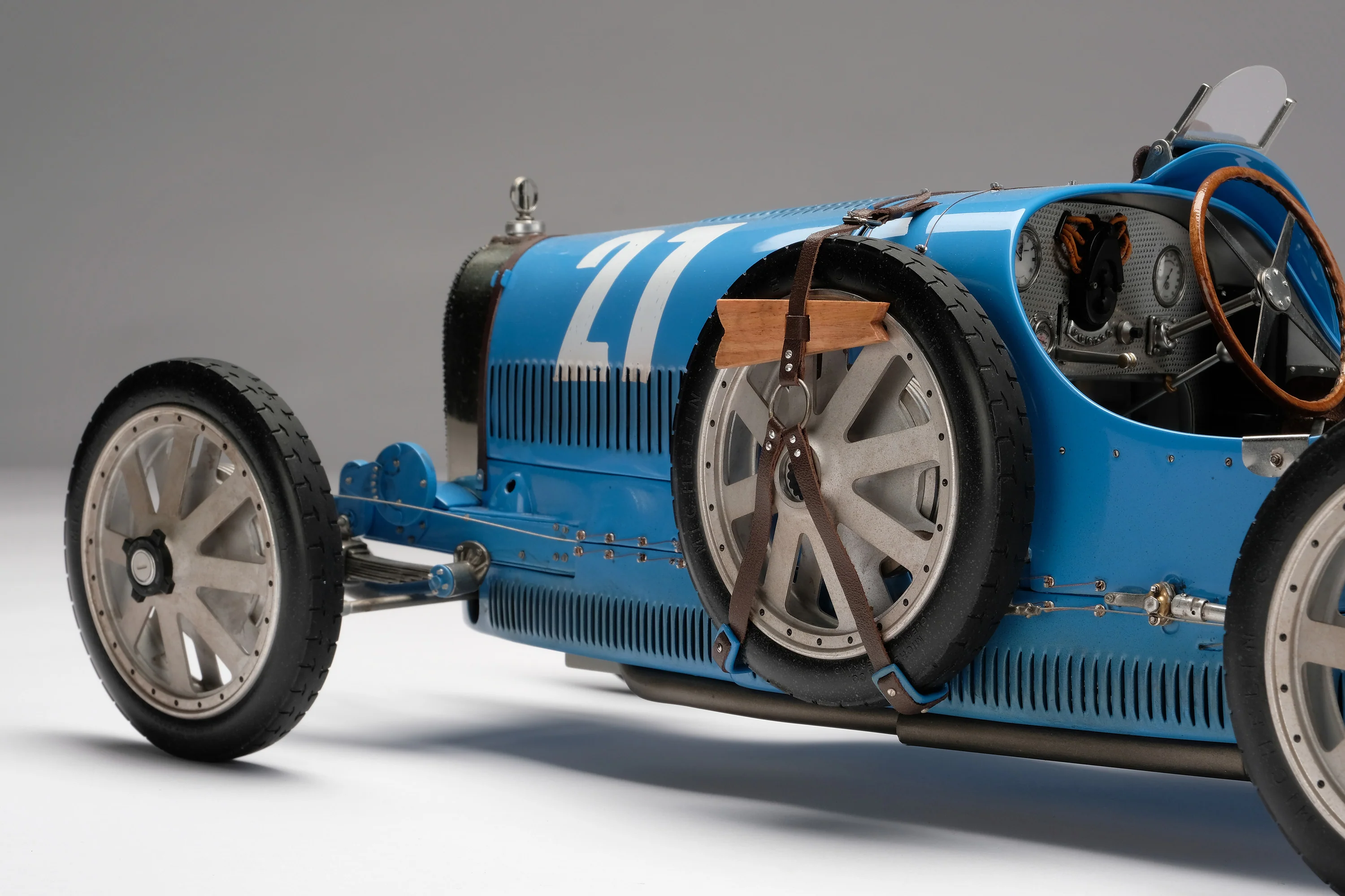 BUGATTI  Type 35T - 1926 Targa Florio Winner - Patinated - Image 7