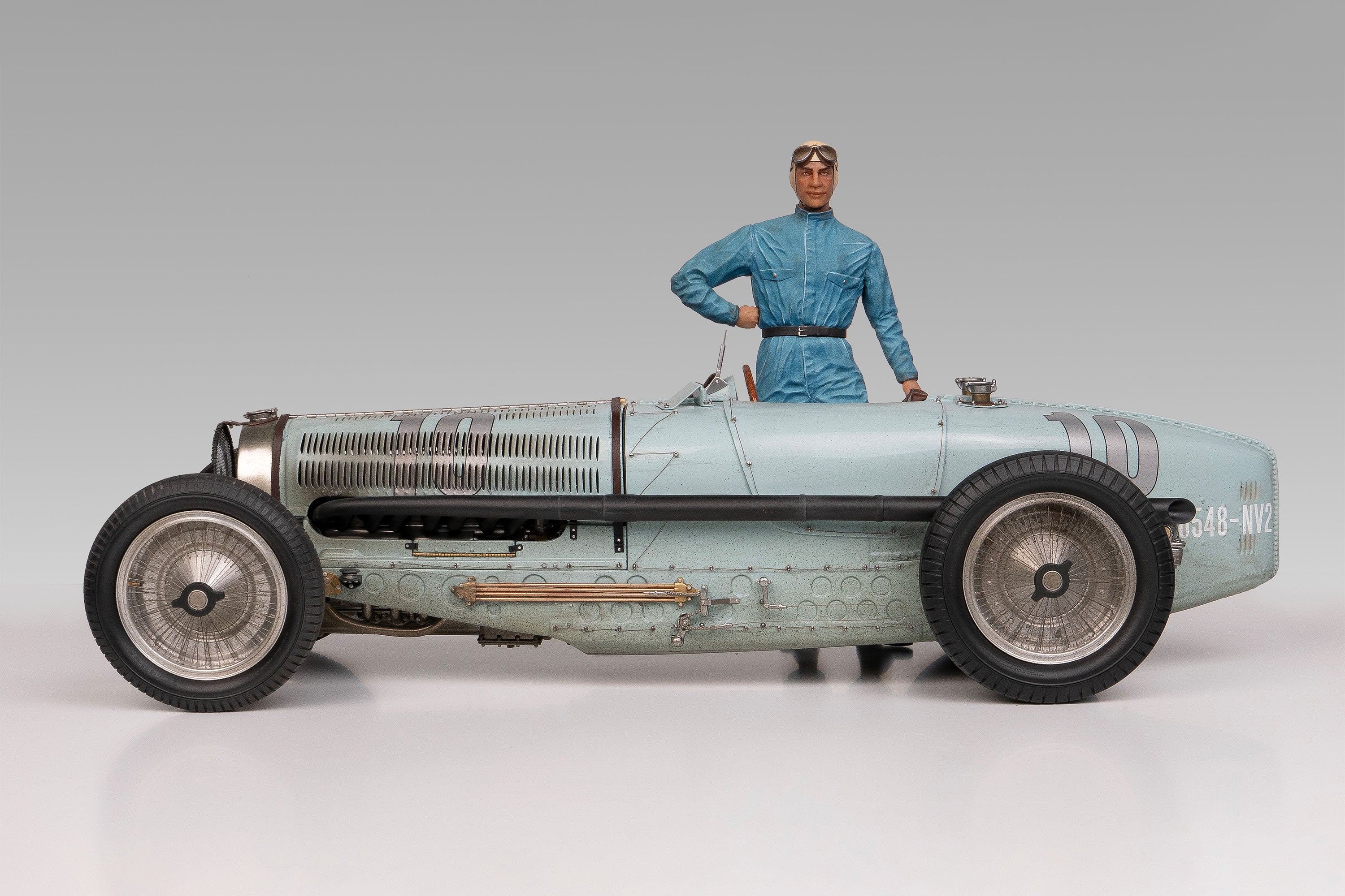 BUGATTI Type 59 - 1935 Belgian Grand Prix - Jean-Pierre Wimille Figure Edition - Image 5