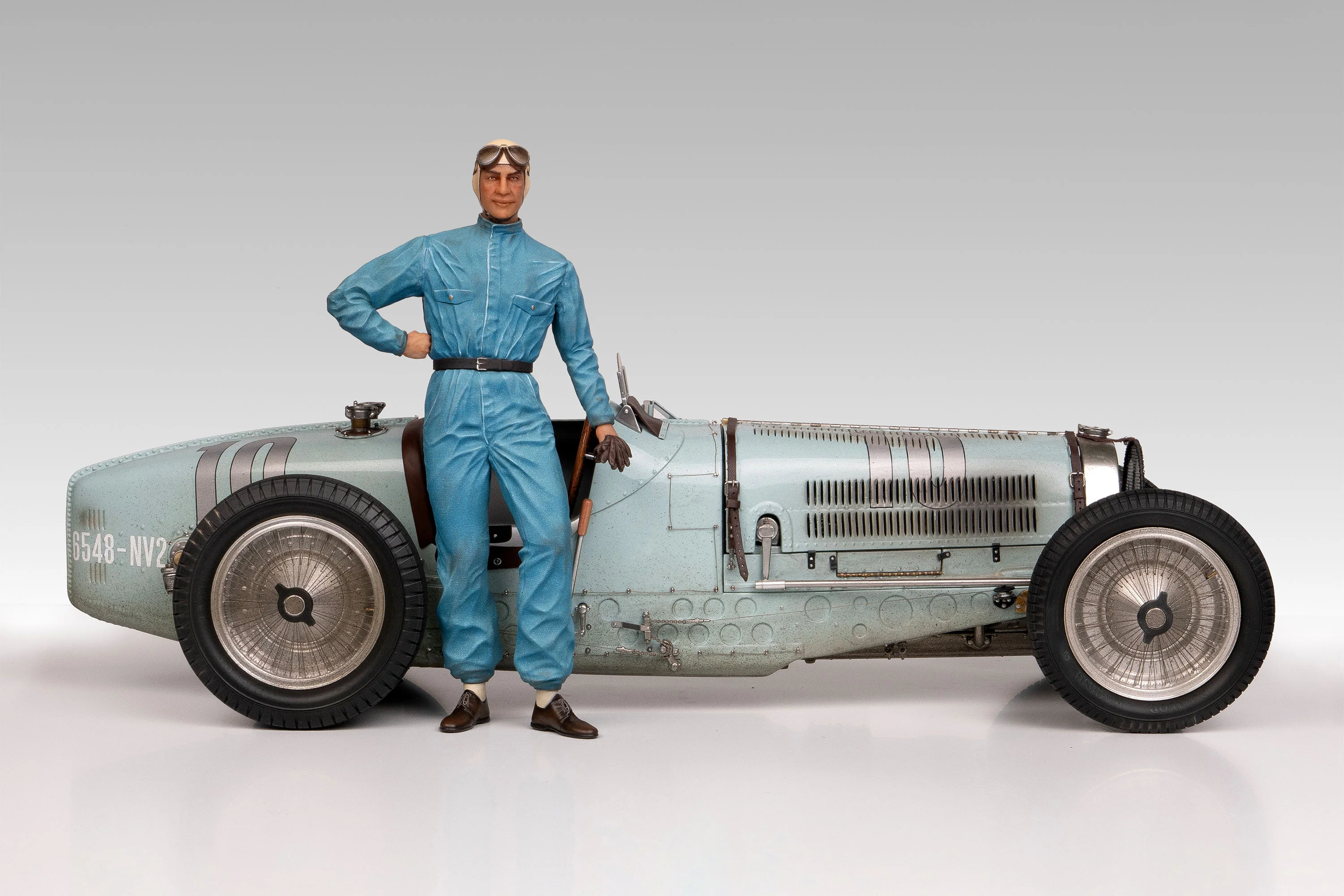 BUGATTI Type 59 - 1935 Belgian Grand Prix - Jean-Pierre Wimille Figure Edition - Image 6