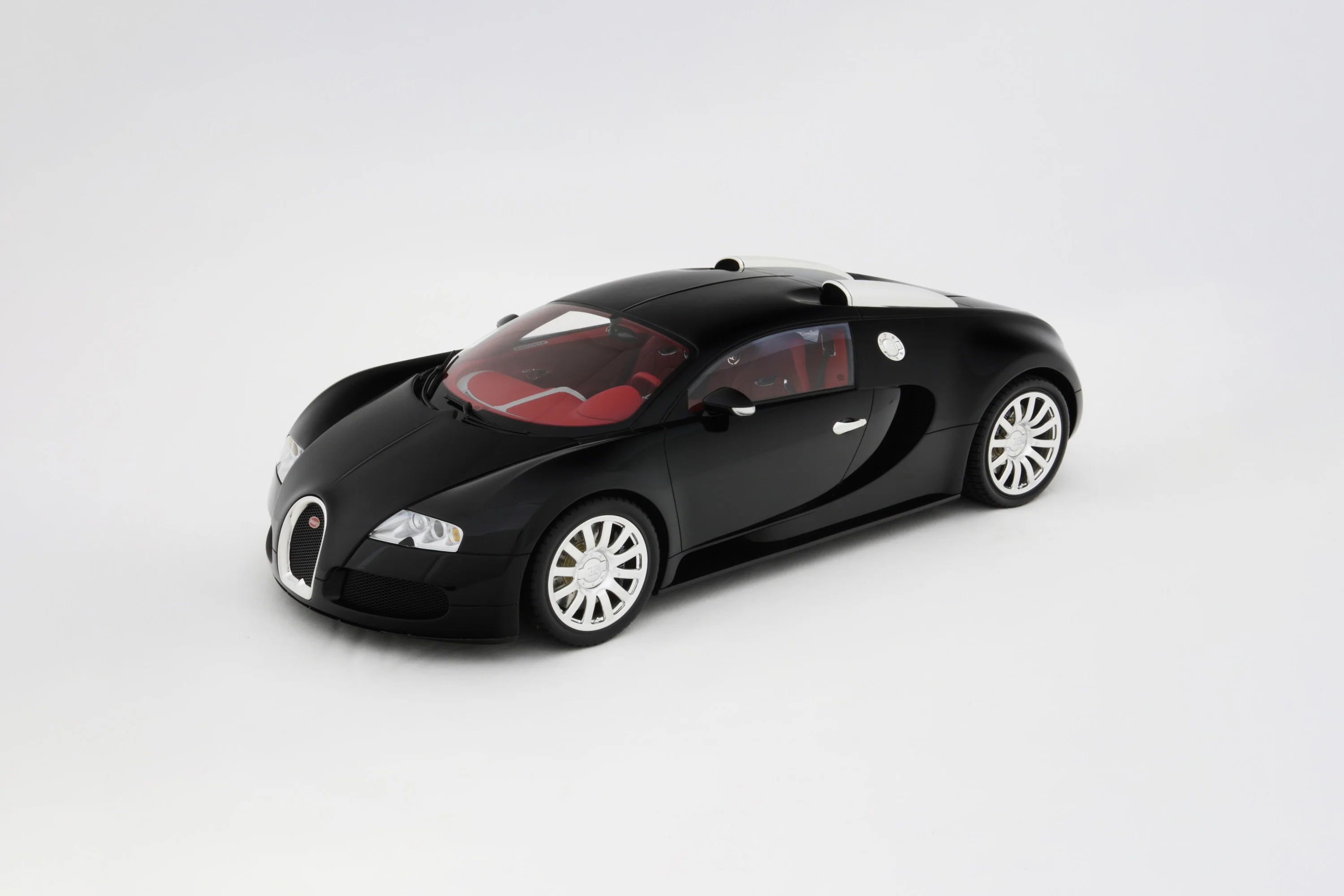 BUGATTI Veyron (2005) - Image 8